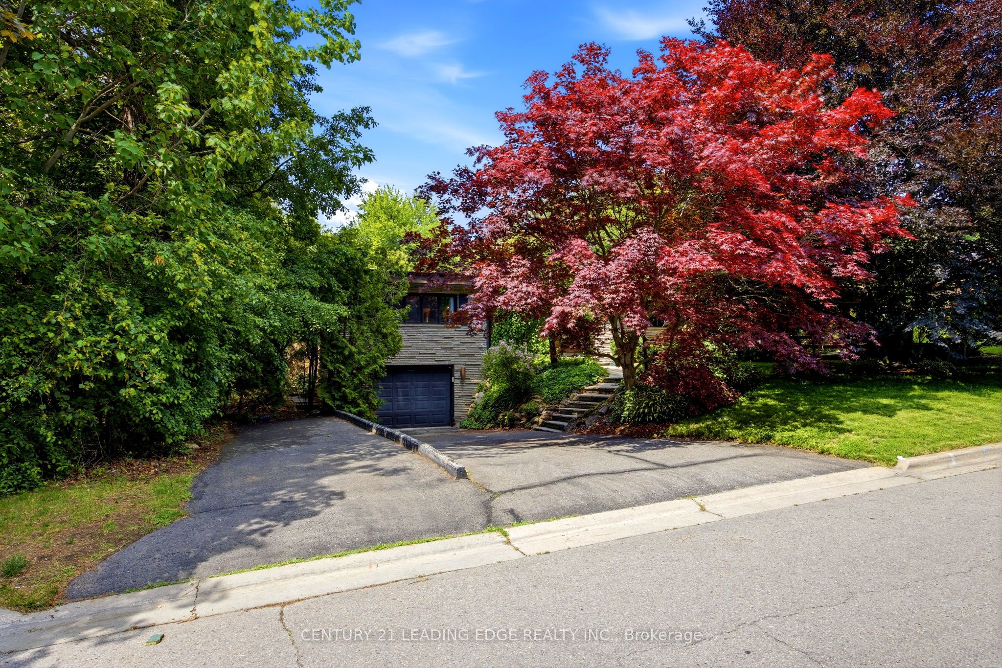 128 Marica Avenue, Oshawa, ON L1G 3G8 photo 2