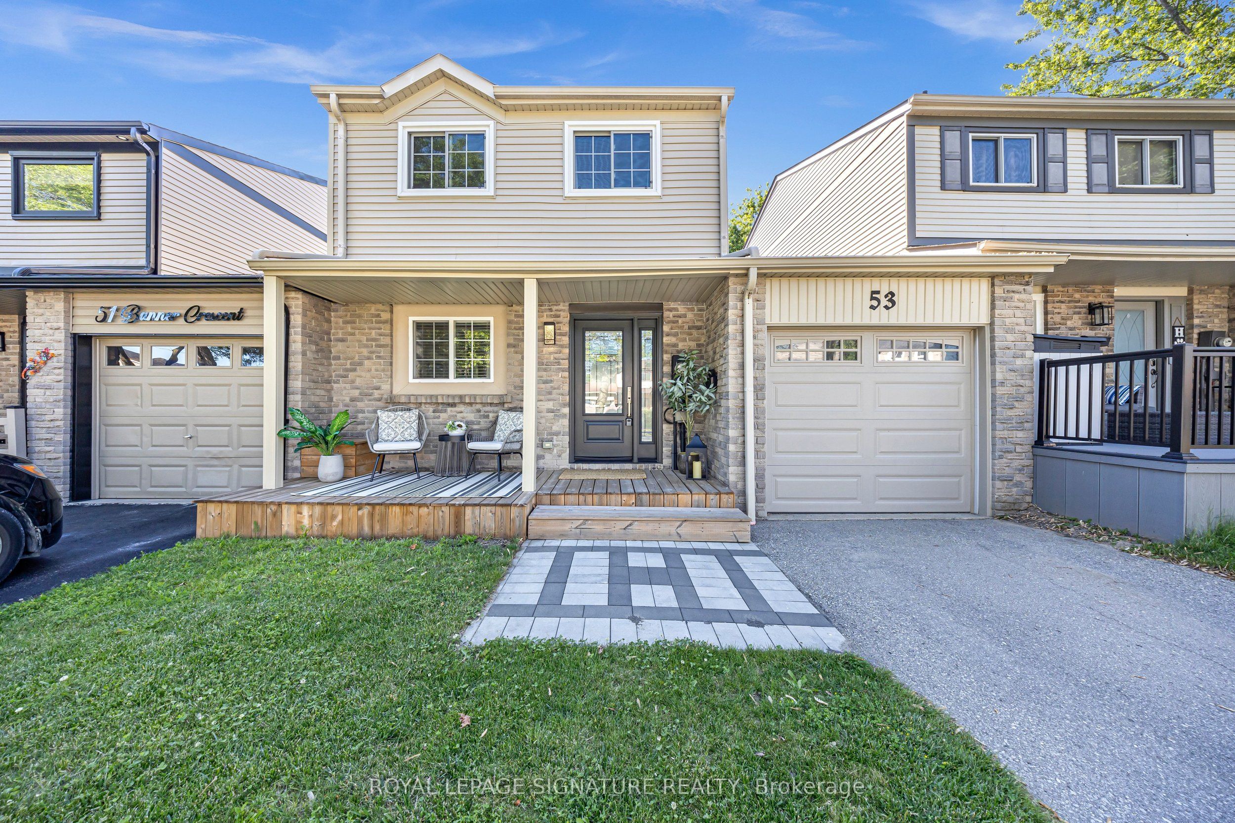 53 Banner Crescent, Ajax, ON L1S 3S8 photo 2