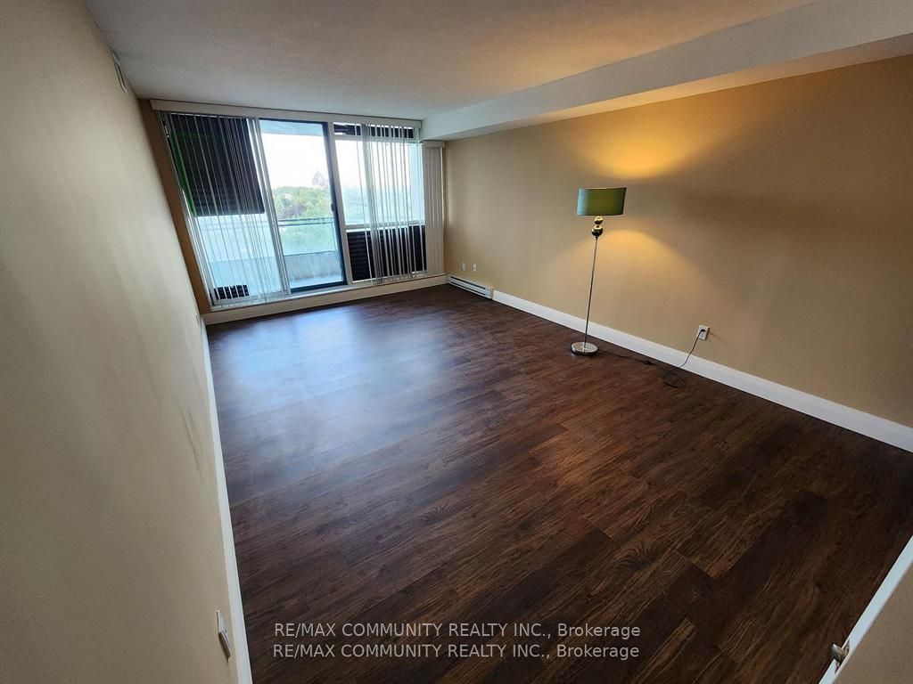 4727 Sheppard Avenue 804, Toronto, ON M1S 5B3 photo 3
