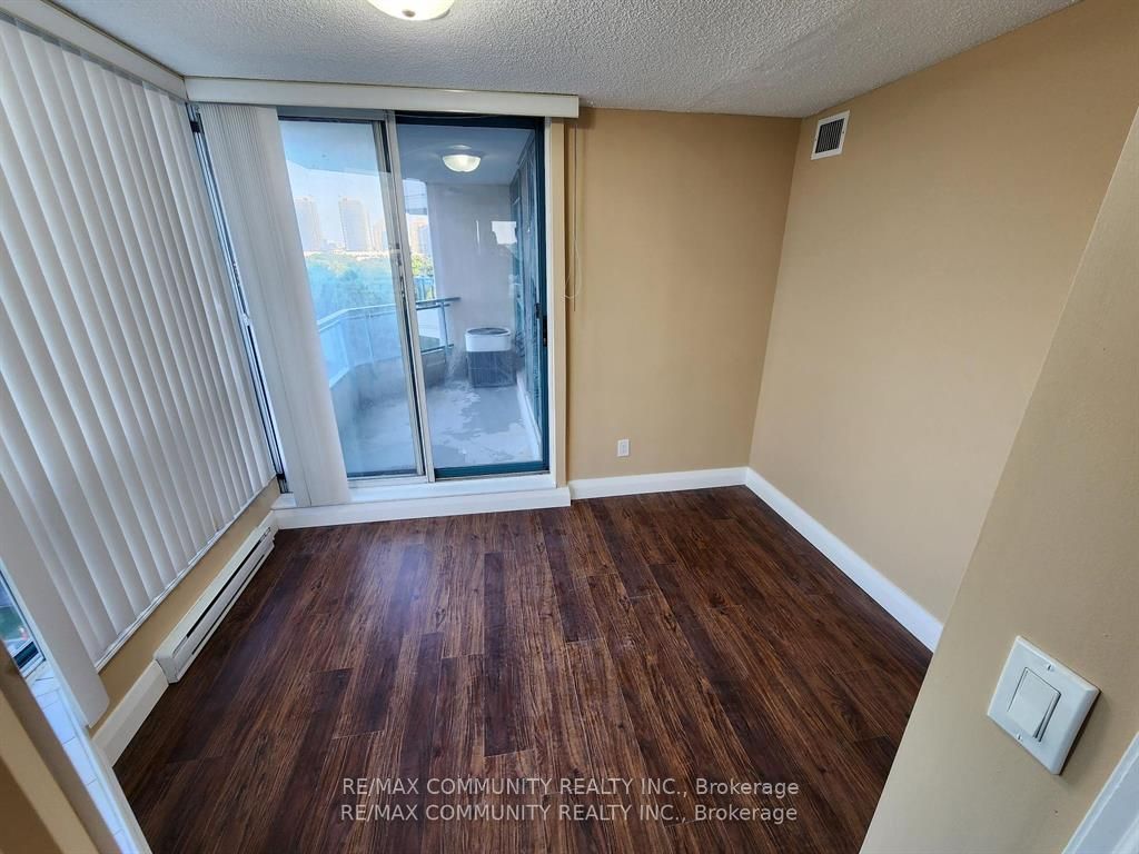 4727 Sheppard Avenue 804, Toronto, ON M1S 5B3 photo 5