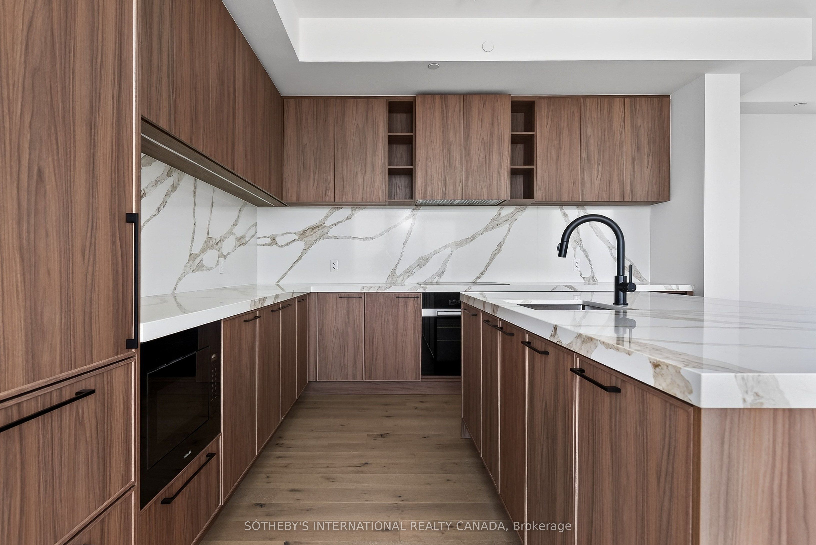 1050 Eastern Avenue PH1701, Toronto, ON M4L 0B7 photo 5