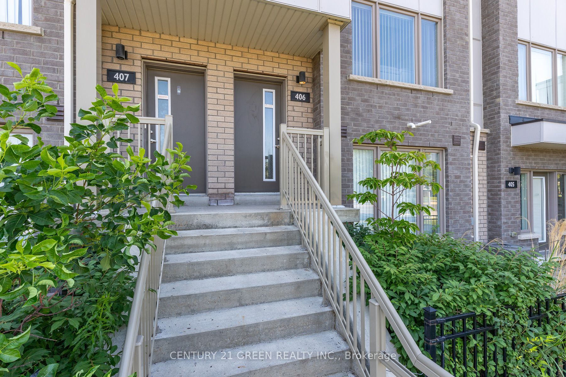 1525 Kingston Road 406, Pickering, ON L1V 0E9 photo 5