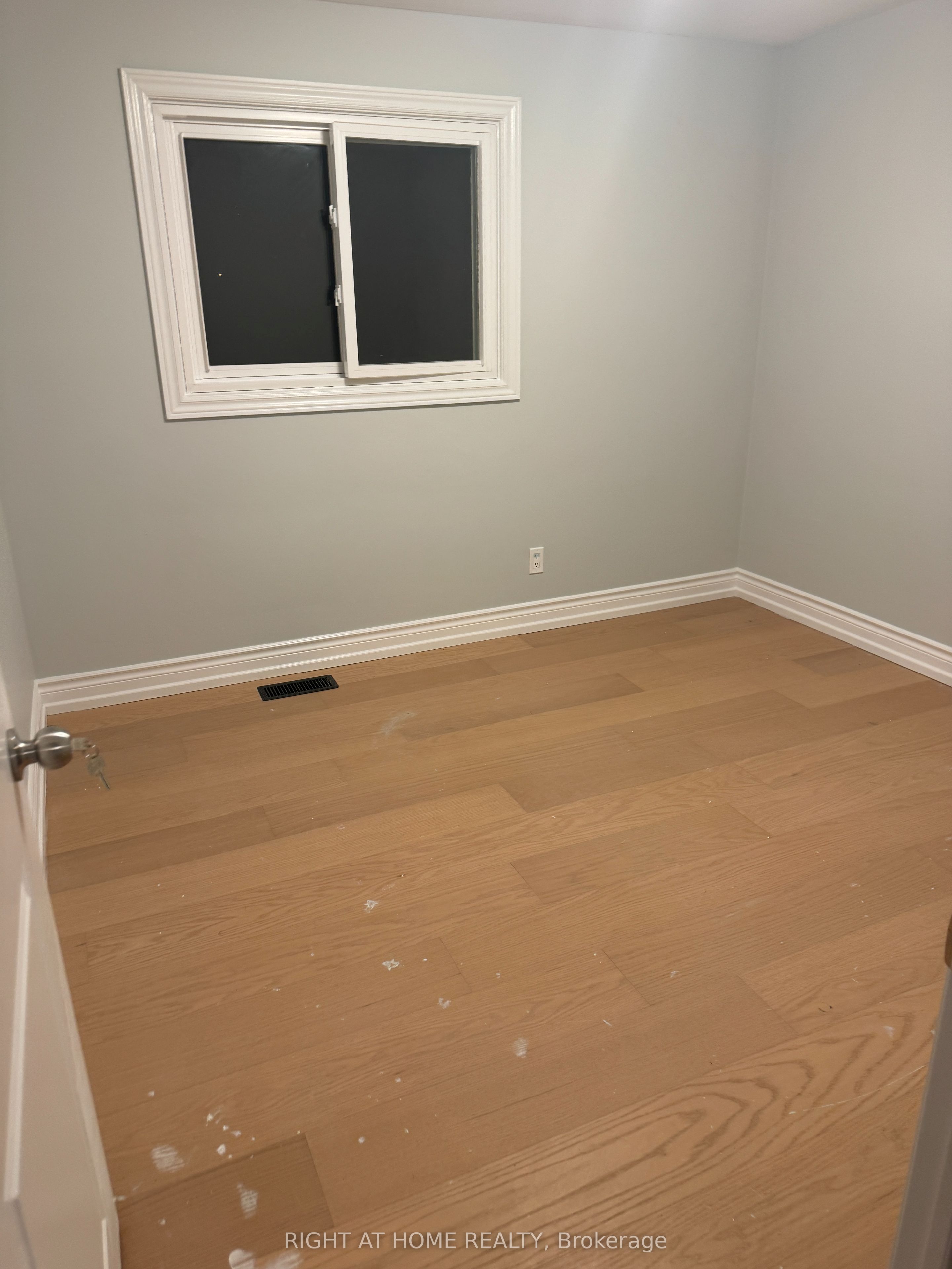 32 Conlins Road E, Toronto, ON M1C 1C3 photo 5