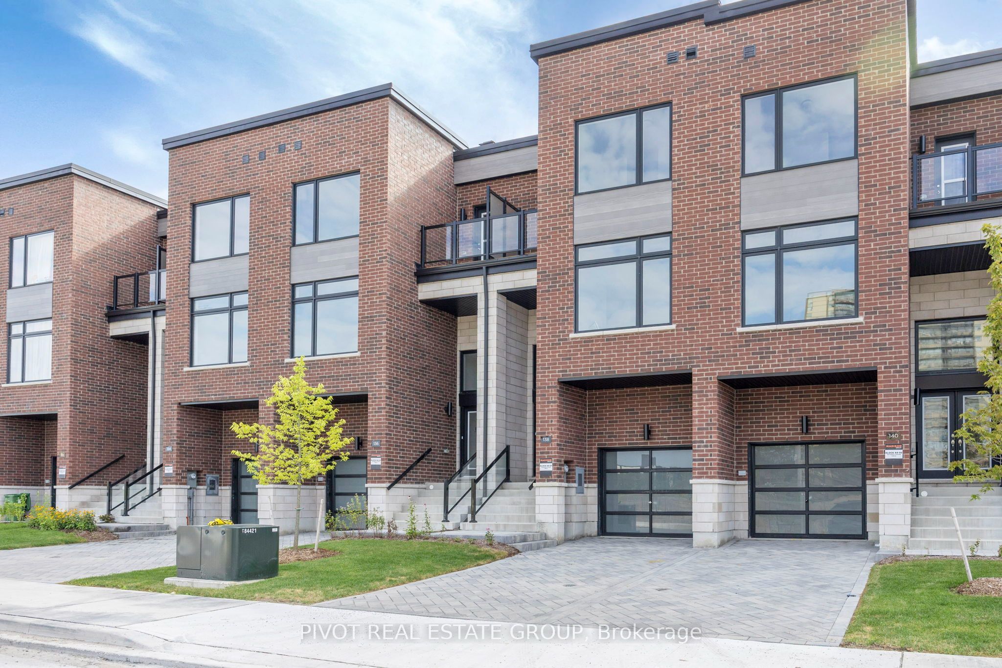 138 Danielle Moore Circle, Toronto, ON M1P 0G9