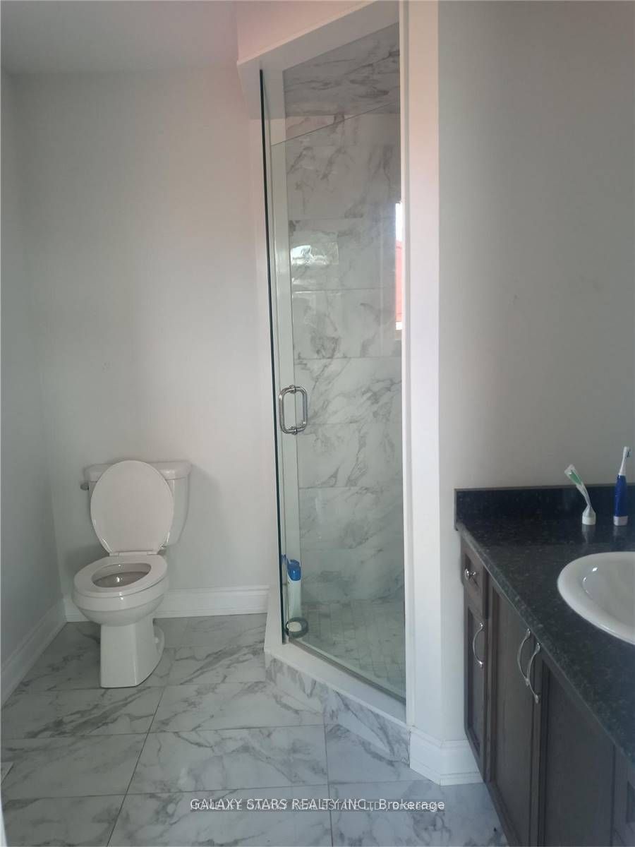 19 Mirrow Court Upper Level Room #1, Toronto, ON M1C 4Y7 photo 5
