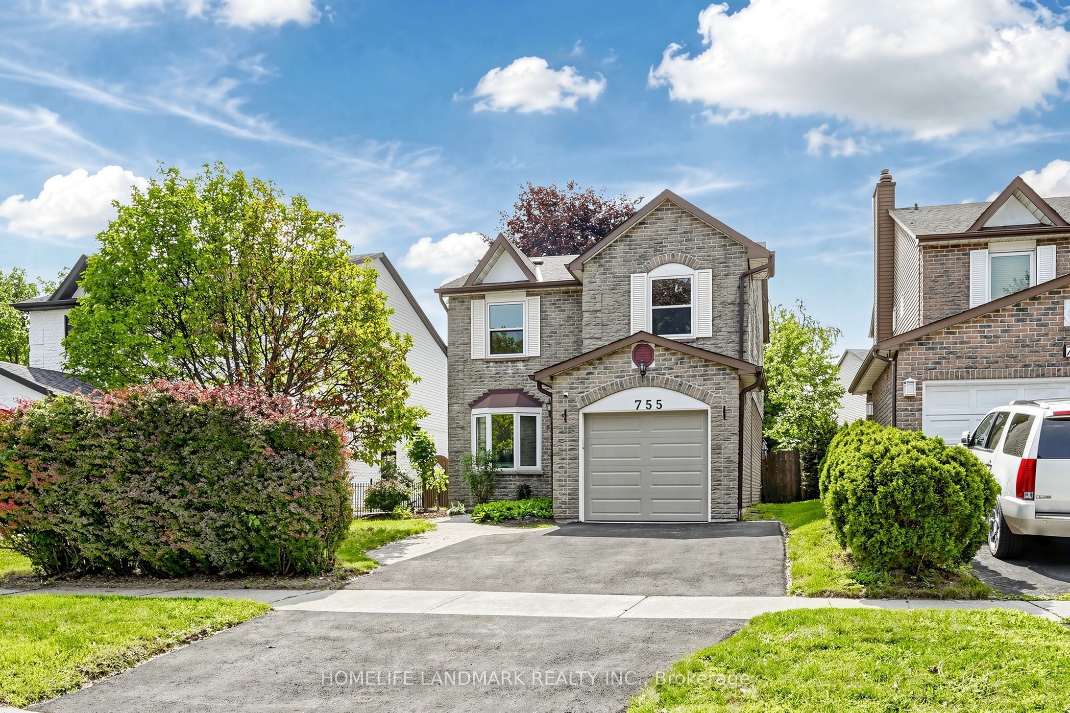 755 Edgewood Road, Pickering, ON L1V 2Z7 photo 2