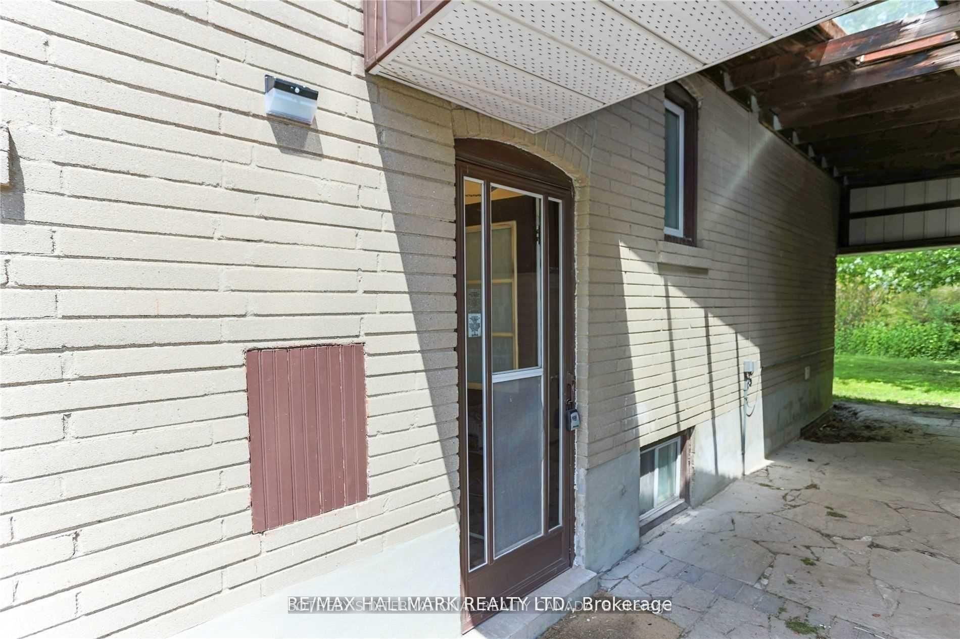 56 Courton Drive, Toronto, ON M1R 1K8 photo 2