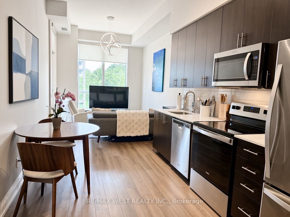 3121 Sheppard Avenue E 210, Toronto, ON M1T 0B6