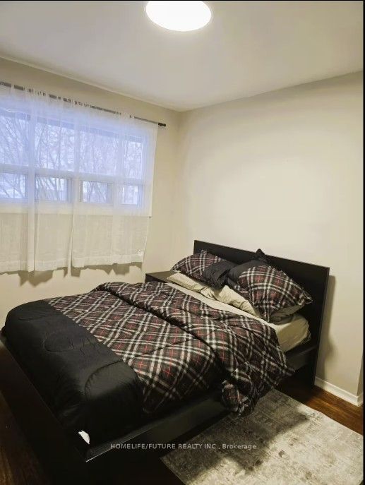 7 Stonehenge Crescent, Toronto, ON M1G 2P5 photo 5