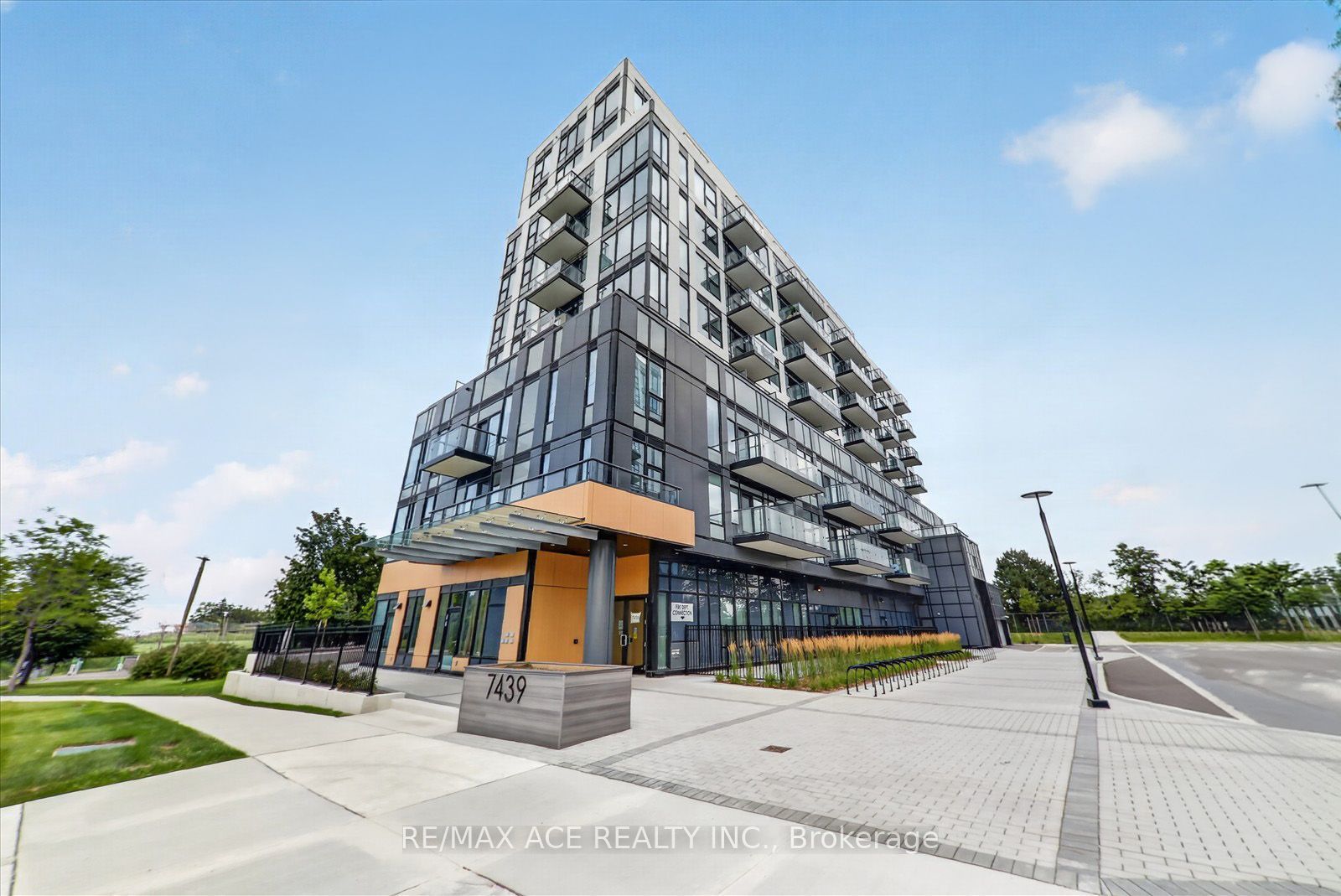 7439 Kingston Road 315, Toronto, ON M1B 0G1 photo 2