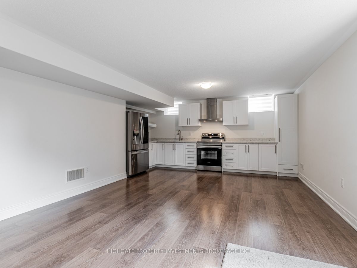 1055 Purus Path Bsmt, Pickering, ON L1V 2P8 photo 5