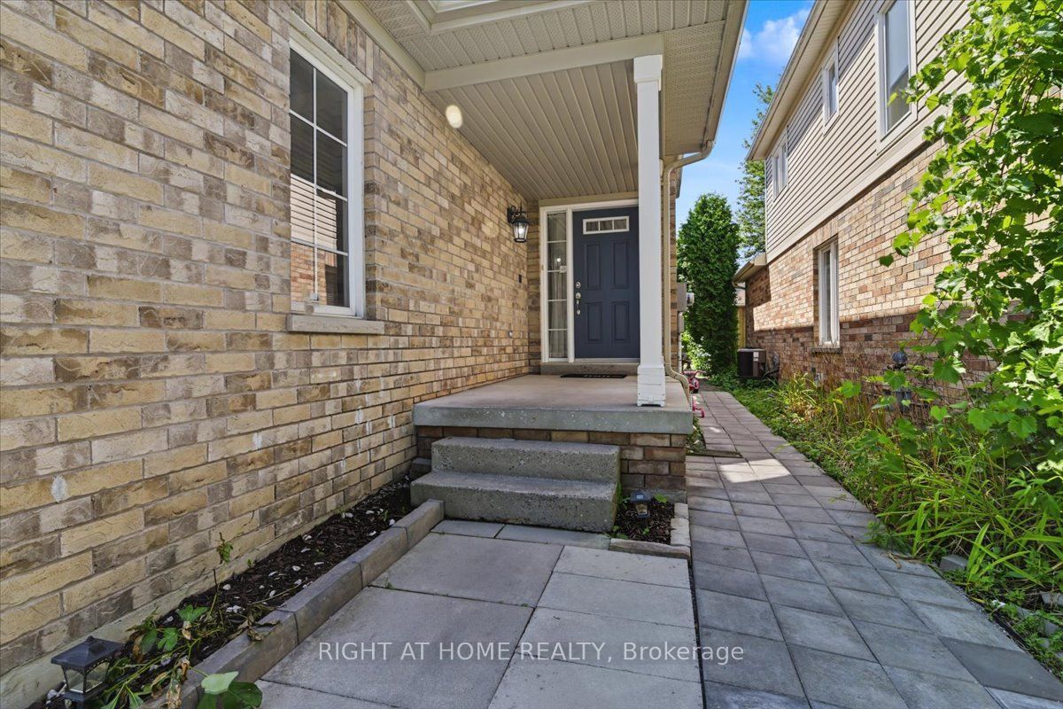 1350 Wadebridge Crescent, Oshawa, ON L1K 3B2 photo 5