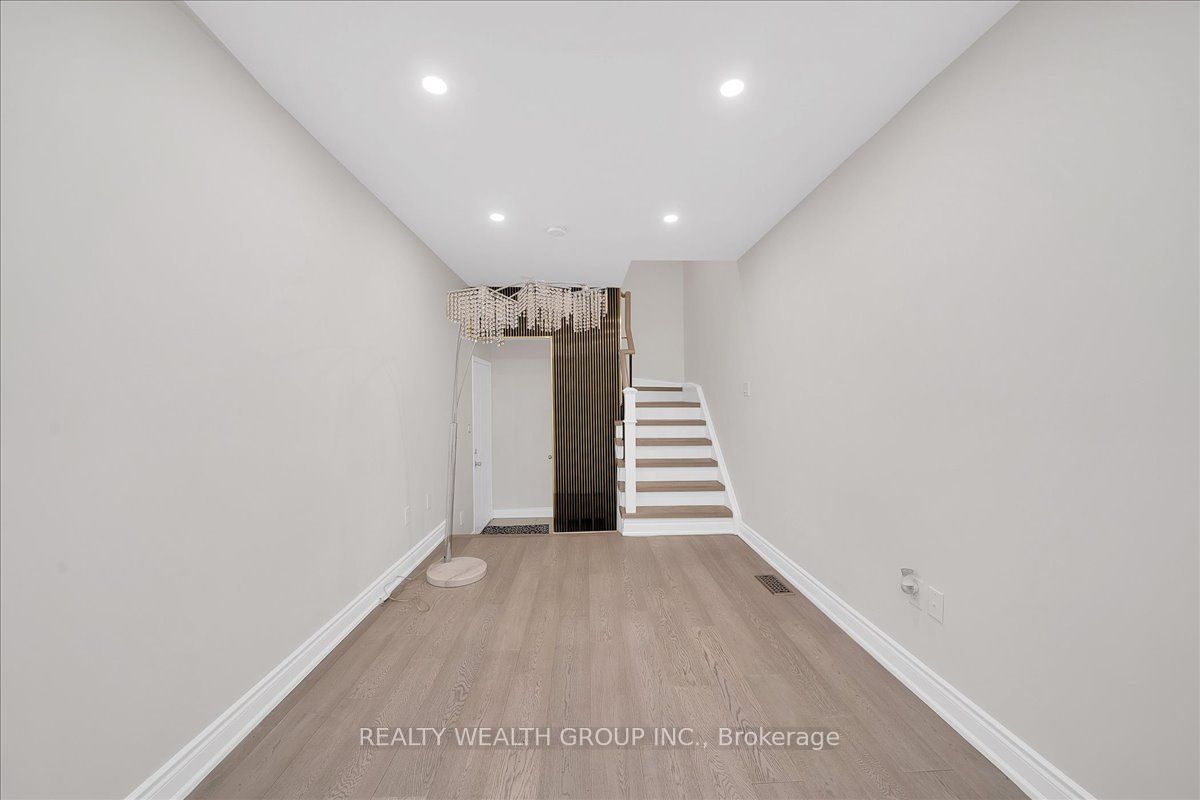 40 Clowes Street, Ajax, ON L1Z 0K9 photo 4