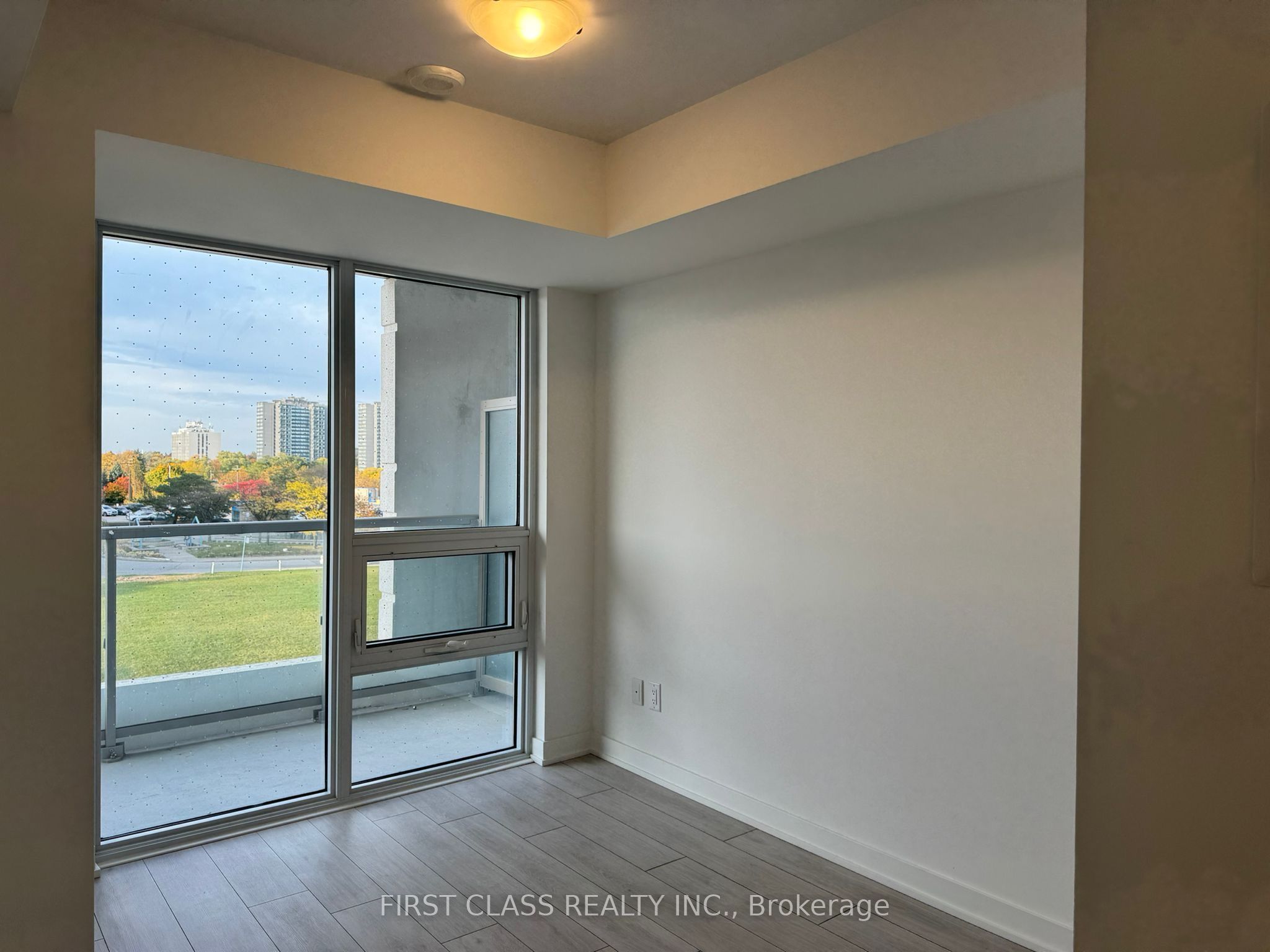 2033 Kennedy Road 507, Toronto, ON M1T 0B9 photo 5
