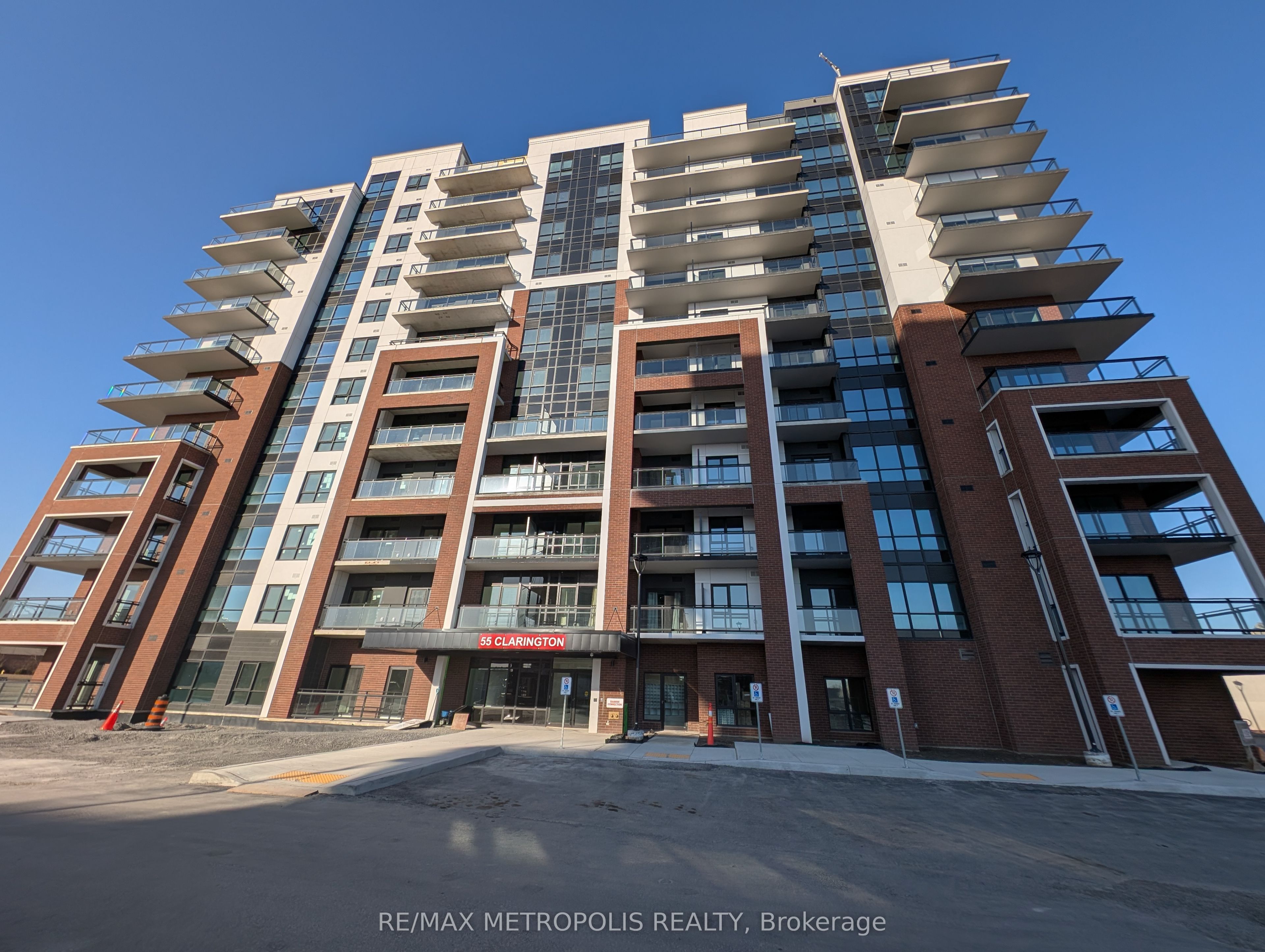 55 CLARINGTON Boulevard 207, Clarington, ON L1C 0A1