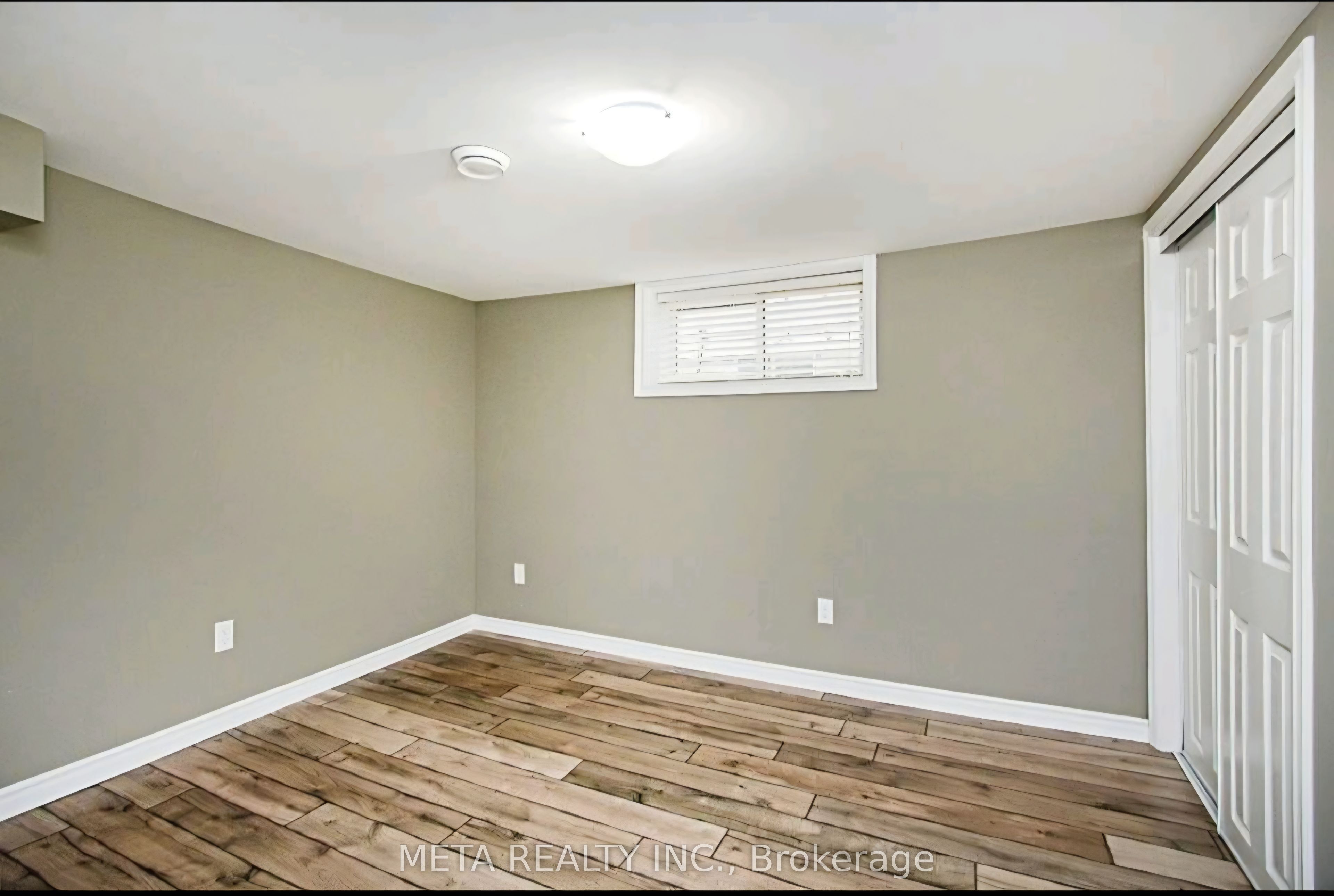 296 Festhubert Street E lower, Oshawa, ON L1H 2E2 photo 5