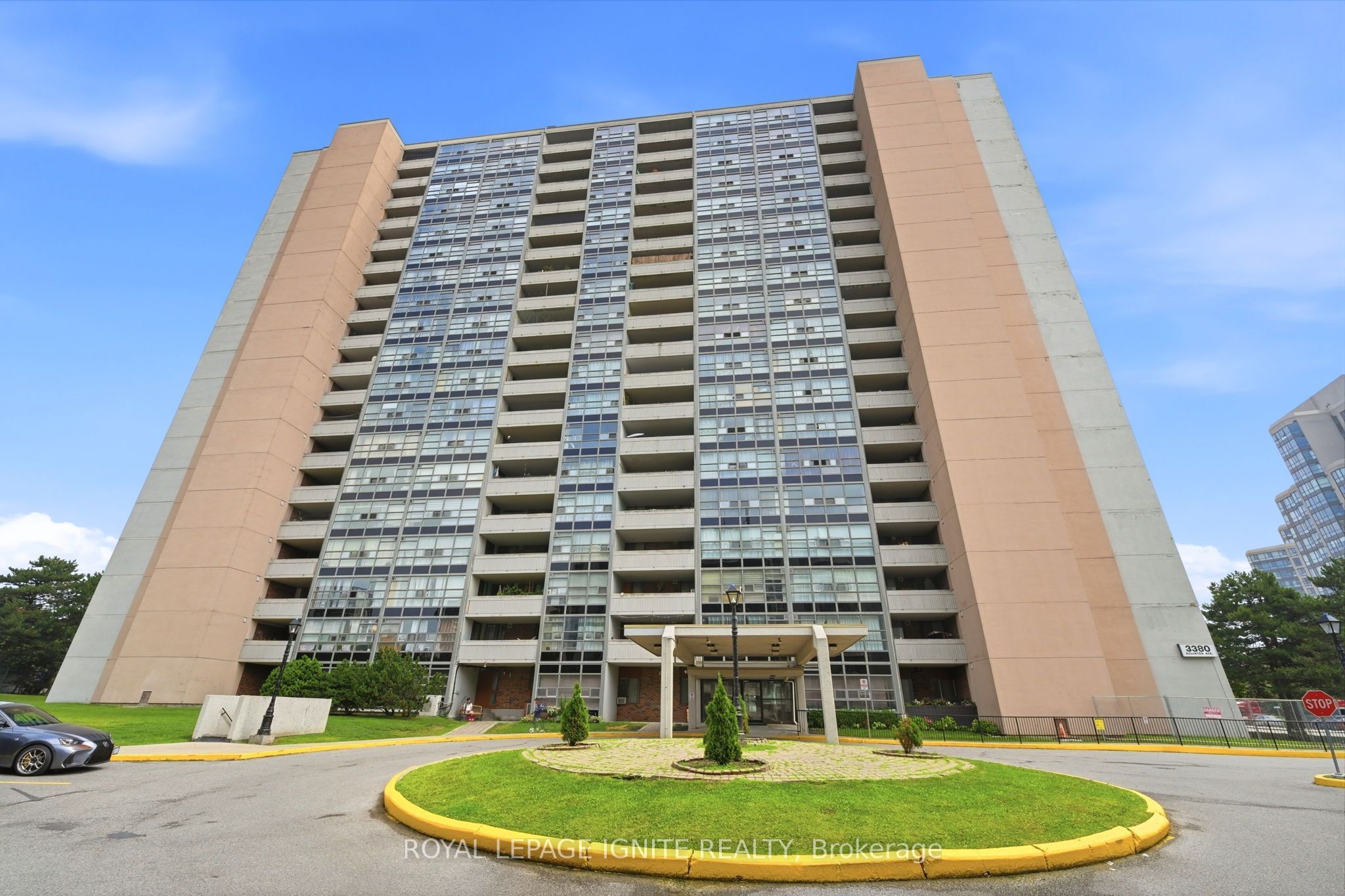 3380 Eglinton Avenue 903, Toronto, ON M1J 3L6 photo 2