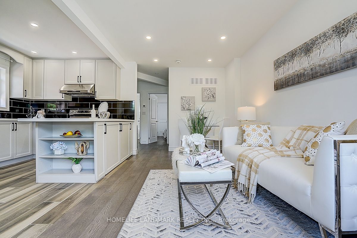 609 Mortimer Avenue, Toronto, ON M4C 2J6 photo 5
