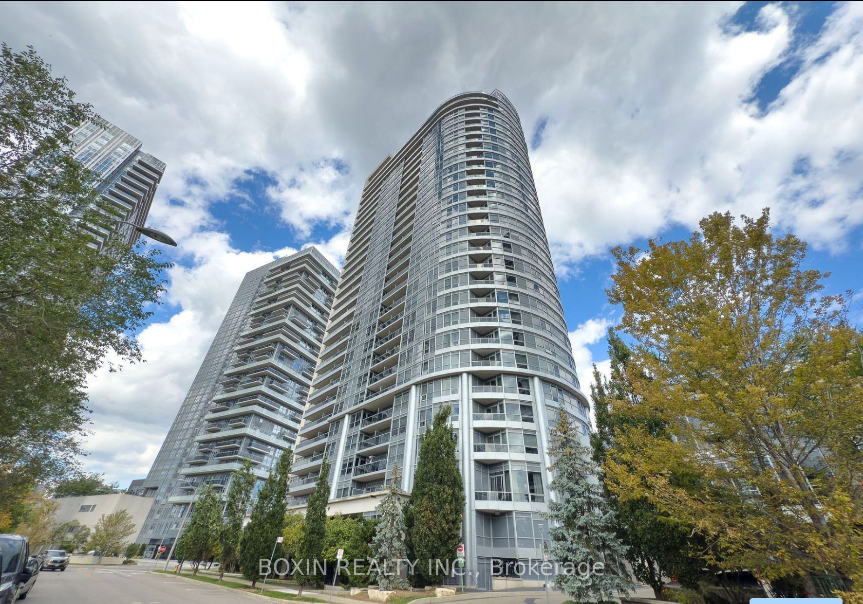 181 Village Green Square 2115, Toronto, ON M1S 0K3