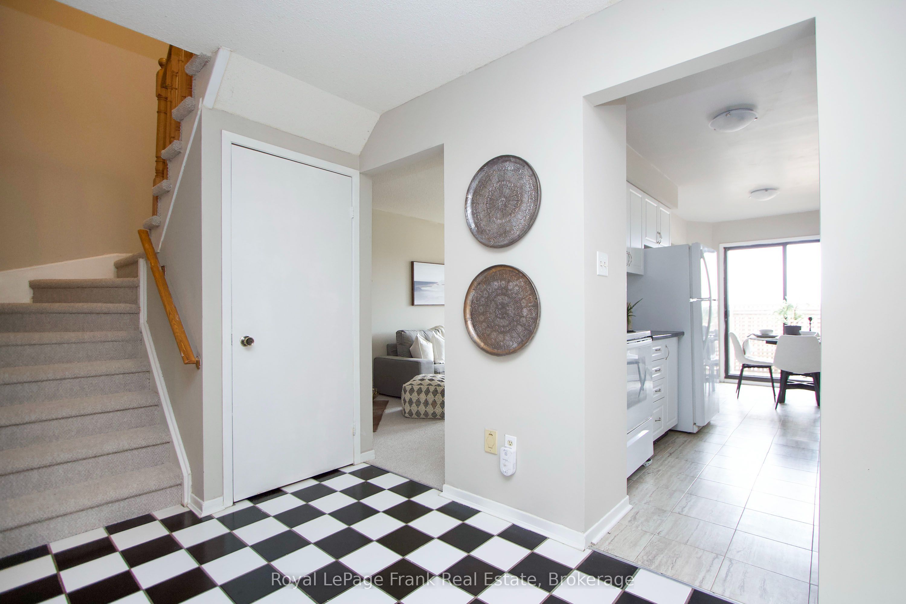 2131 Theoden Court, Pickering, ON L1X 1Z9 photo 5