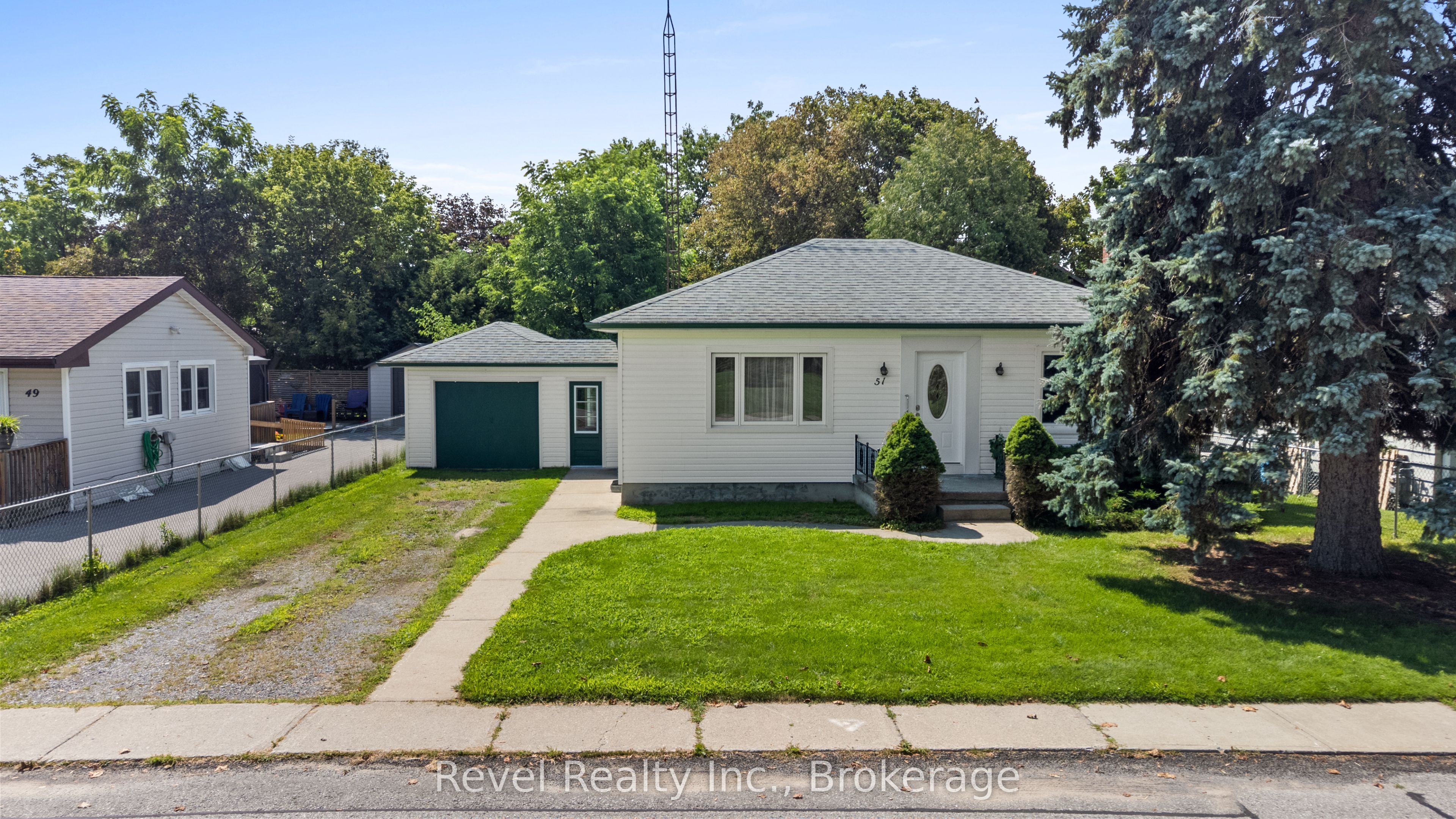 51 Cobbledick Street, Clarington, ON L1B 1L9 photo 3