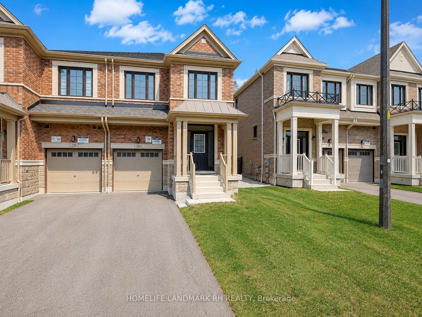 30 Floodgate Road, Whitby, ON L1P 0K1 photo 2