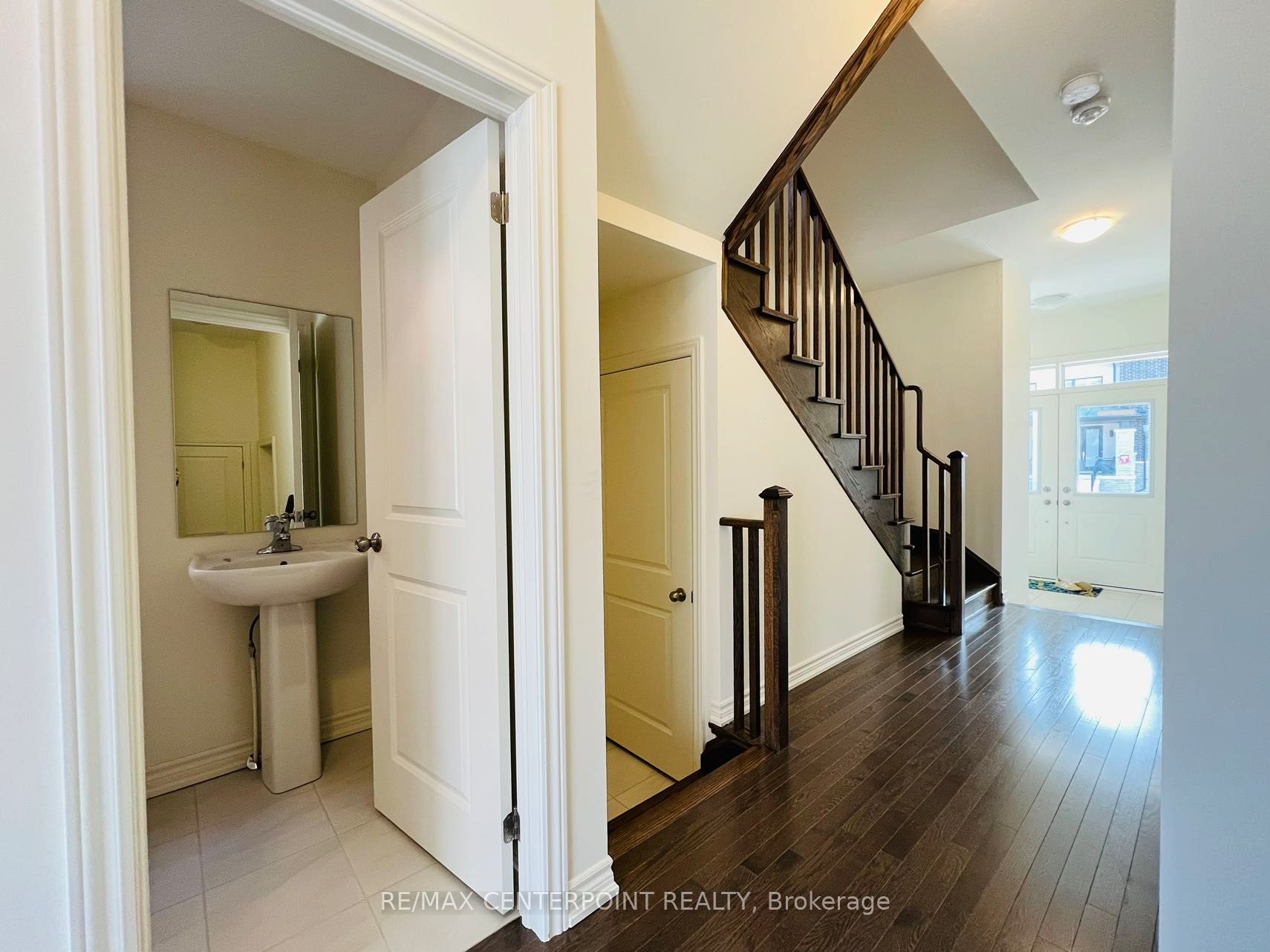43 O'Reilly Street, Whitby, ON L1P 1Y2 photo 4