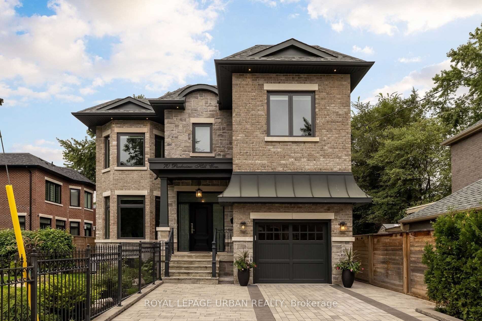 70 Parkview Hill Crescent, Toronto, ON M4B 1R4 photo 4