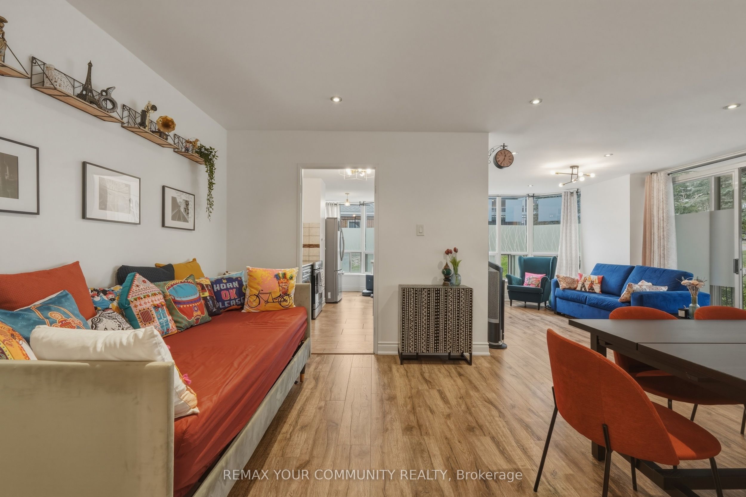 410 McLevin Avenue 103, Toronto, ON M1B 5J5 photo 4