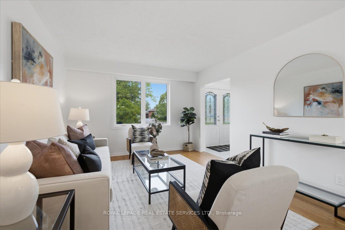17 Rosegrove Place, Toronto, ON M1S 1W5 photo 5