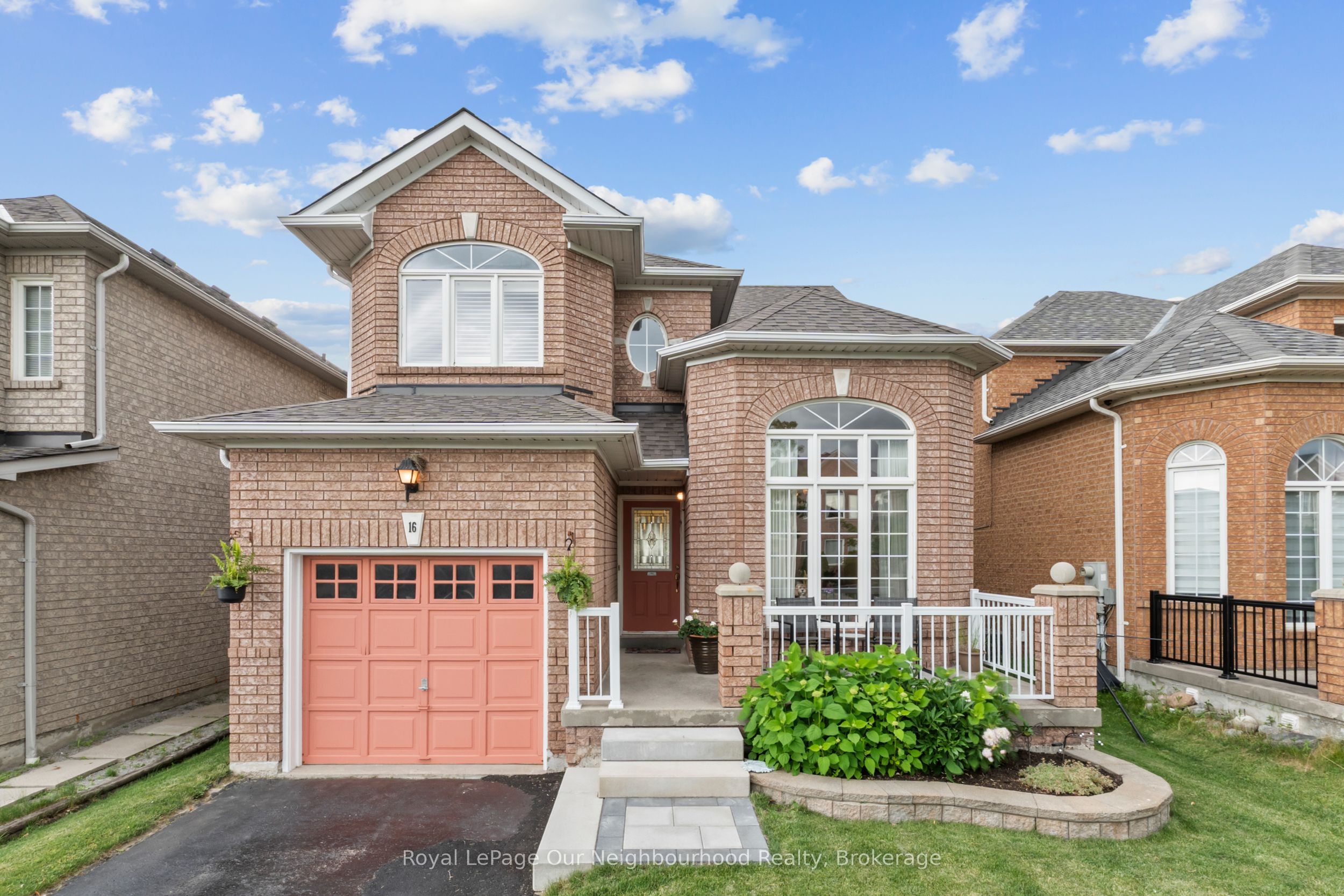 16 Nobbs Drive, Ajax, ON L1T 4L9