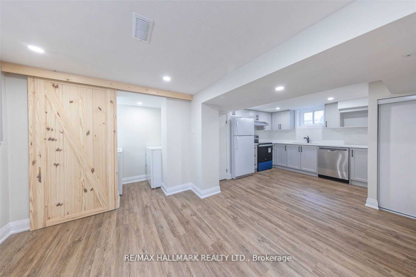 69 Barrymore Road BSMT, Toronto, ON M1J 1W5 photo 3