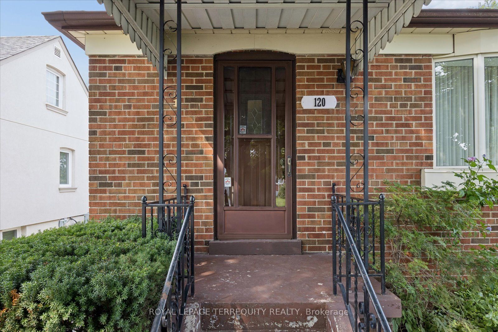 120 Ellington Drive, Toronto, ON M1R 3Y3 photo 2