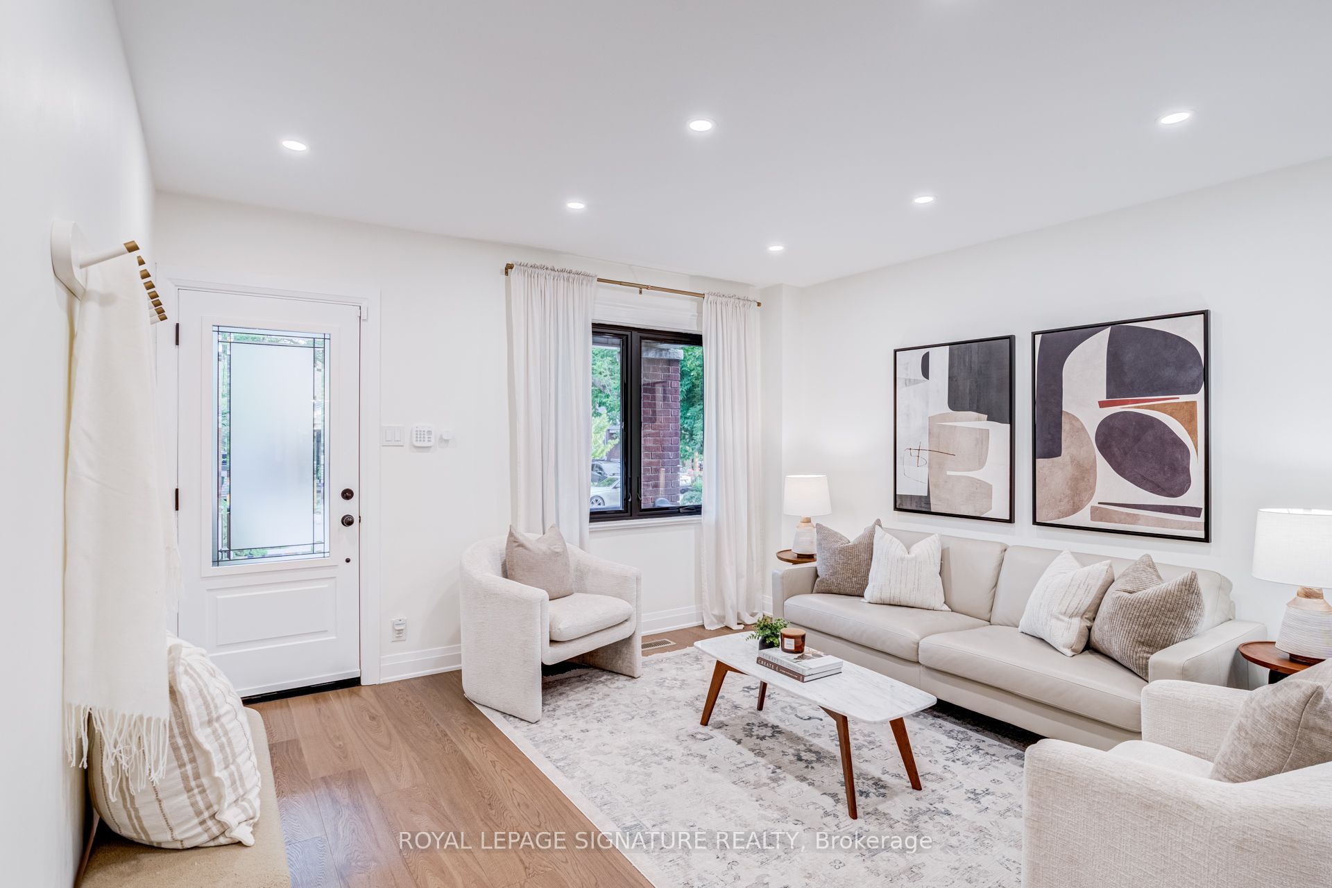 222 Queensdale Avenue, Toronto, ON M4C 2B2 photo 5