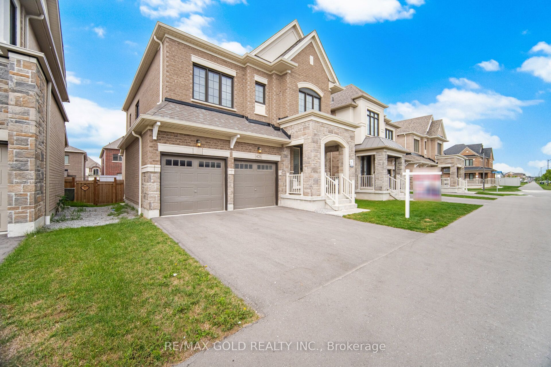 426 Coronation Road, Whitby, ON L1P 1Y2 photo 3