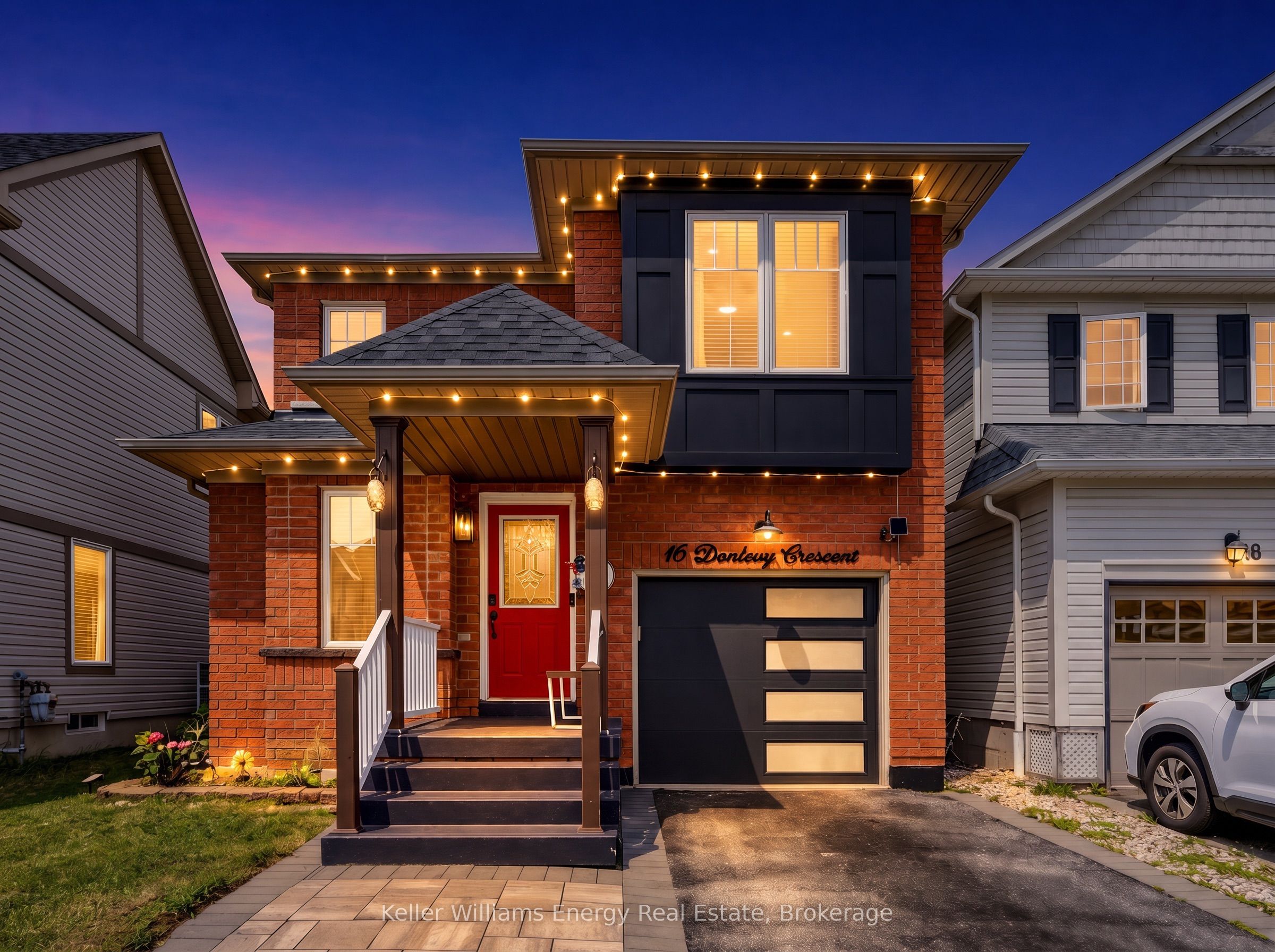 16 Donlevy Crescent, Whitby, ON L1R 0B8 photo 4