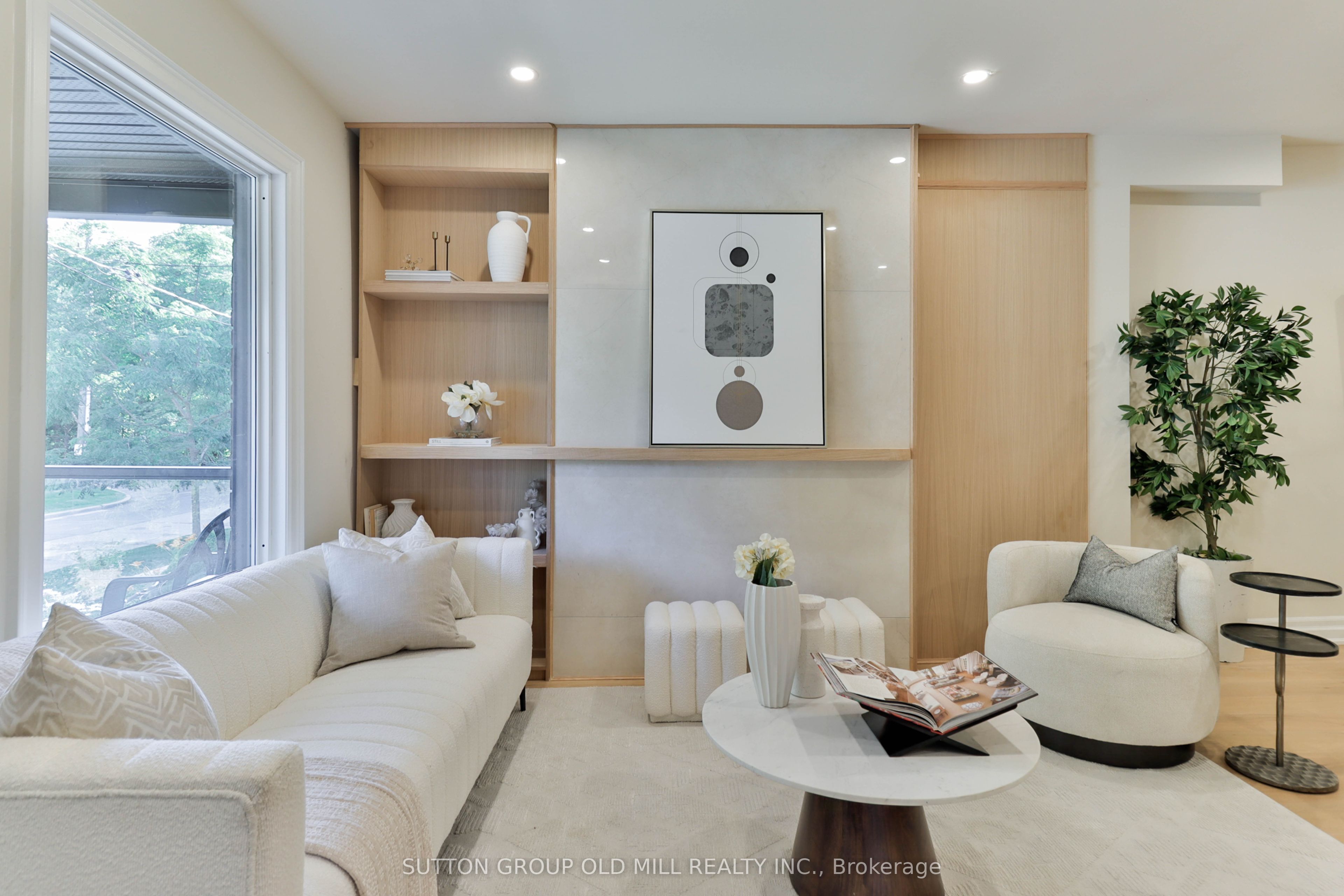 28 Eastmount Avenue, Toronto, ON M4K 1V1 photo 2