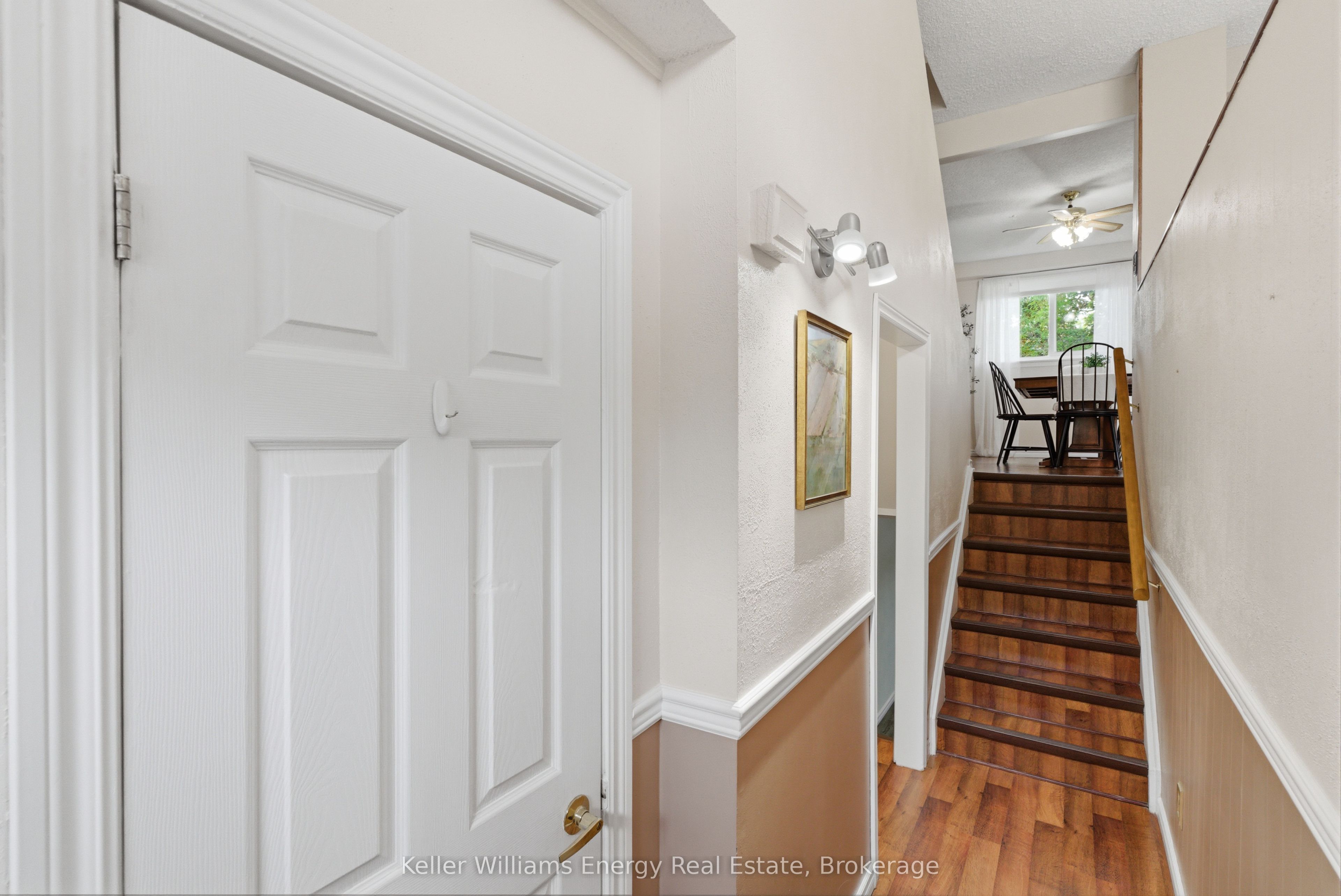 320 Blackthorn Street 12, Oshawa, ON L1K 1K9 photo 2
