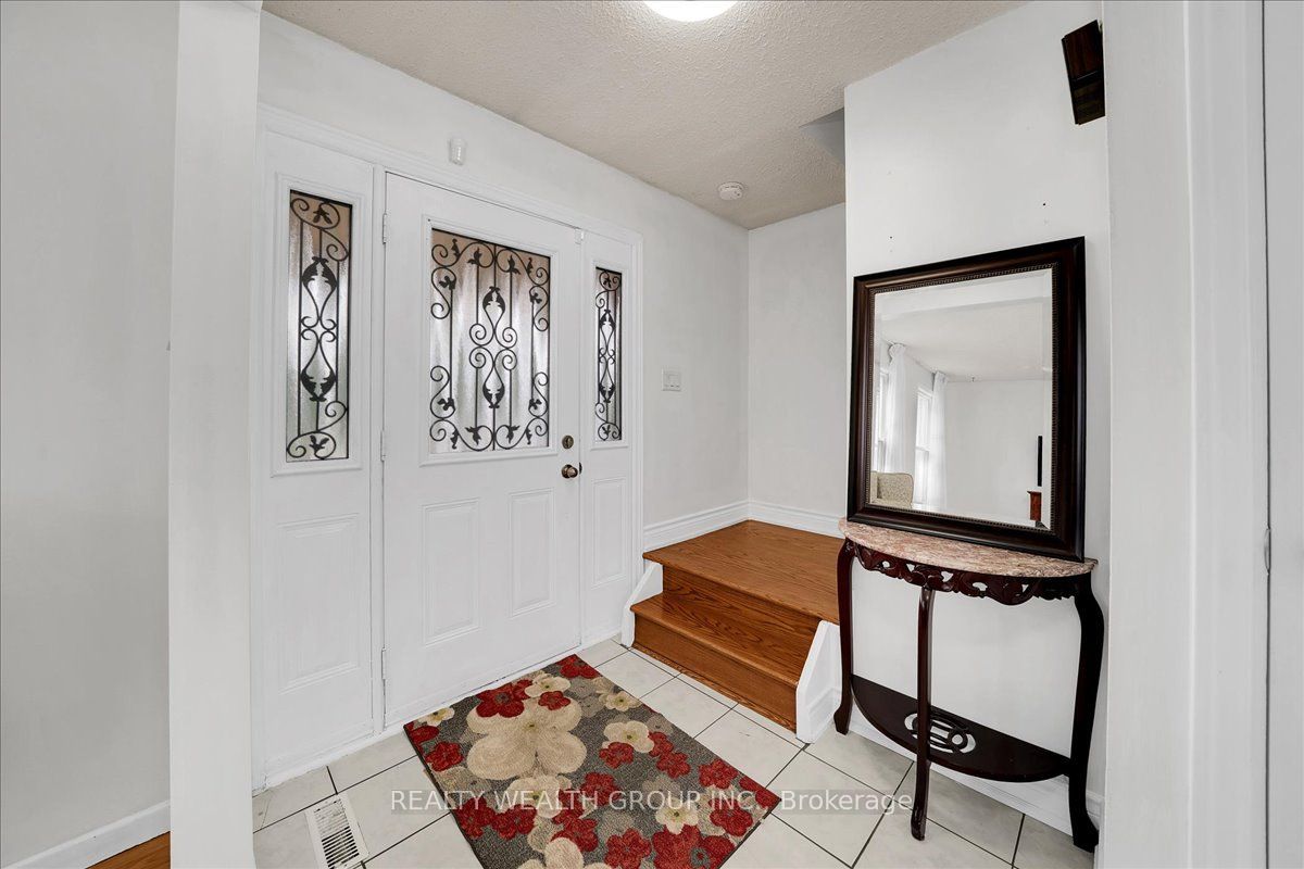 128 John Tabor Trail, Toronto, ON M1B 2V2 photo 5