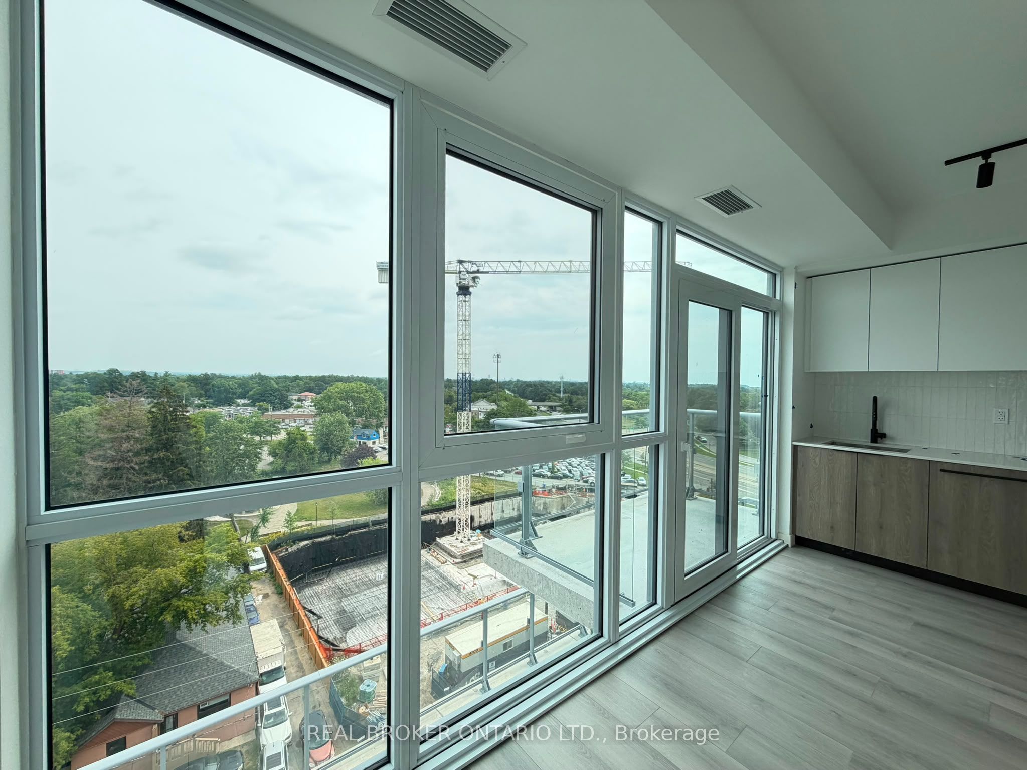 1635 Military Trail 805, Toronto, ON M1C 0G3 photo 5