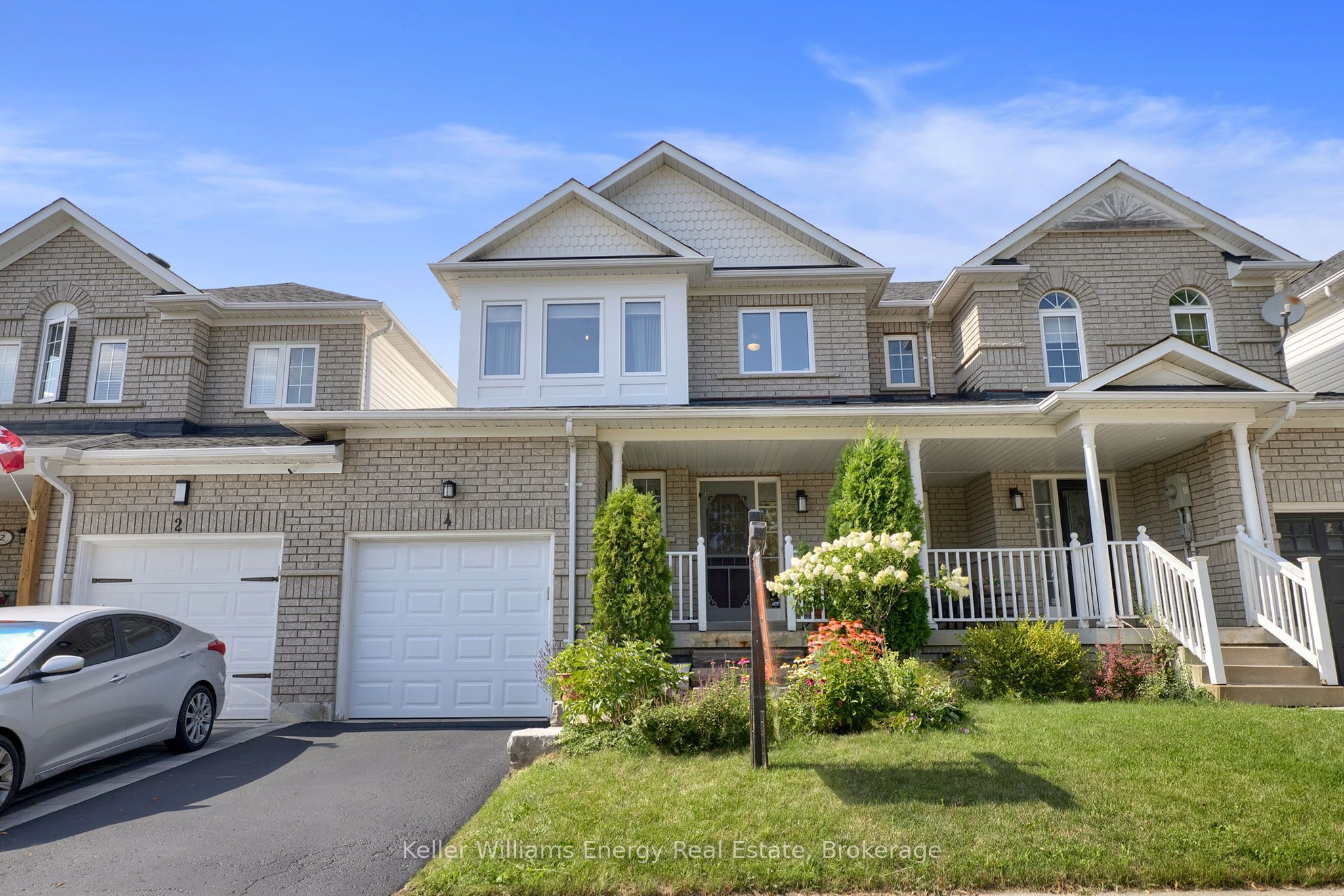 4 Primeau Avenue, Whitby, ON L1M 2B7