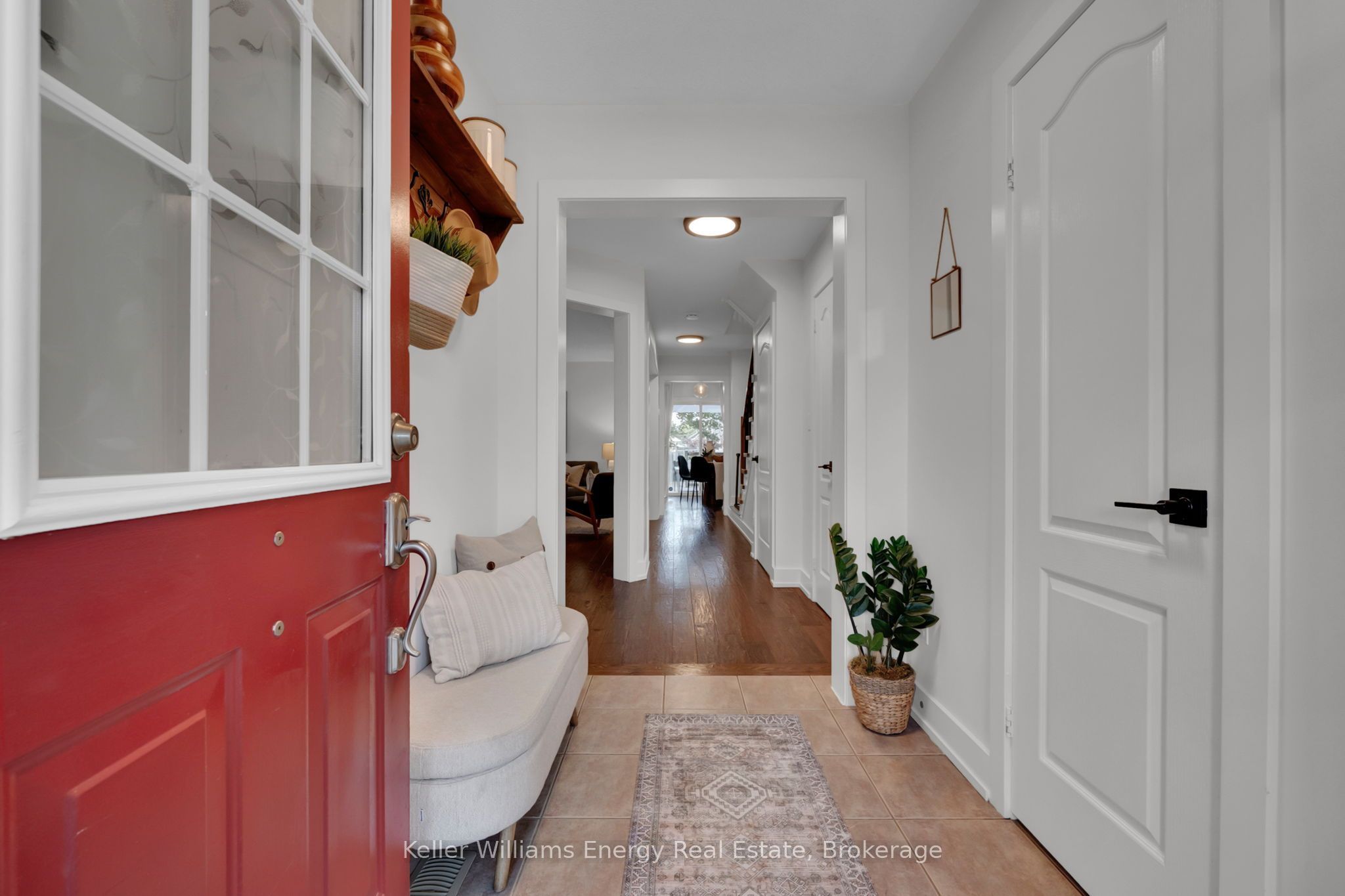 4 Primeau Avenue, Whitby, ON L1M 2B7 photo 4
