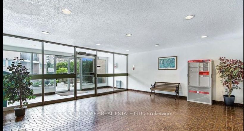 100 Mornelle Court 2096, Toronto, ON M1E 4X2 photo 3