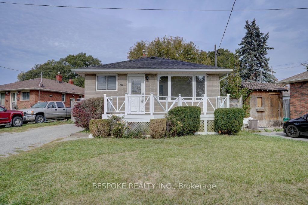 94 Wellington Avenue W Bsmt, Oshawa, ON L1H 3X9