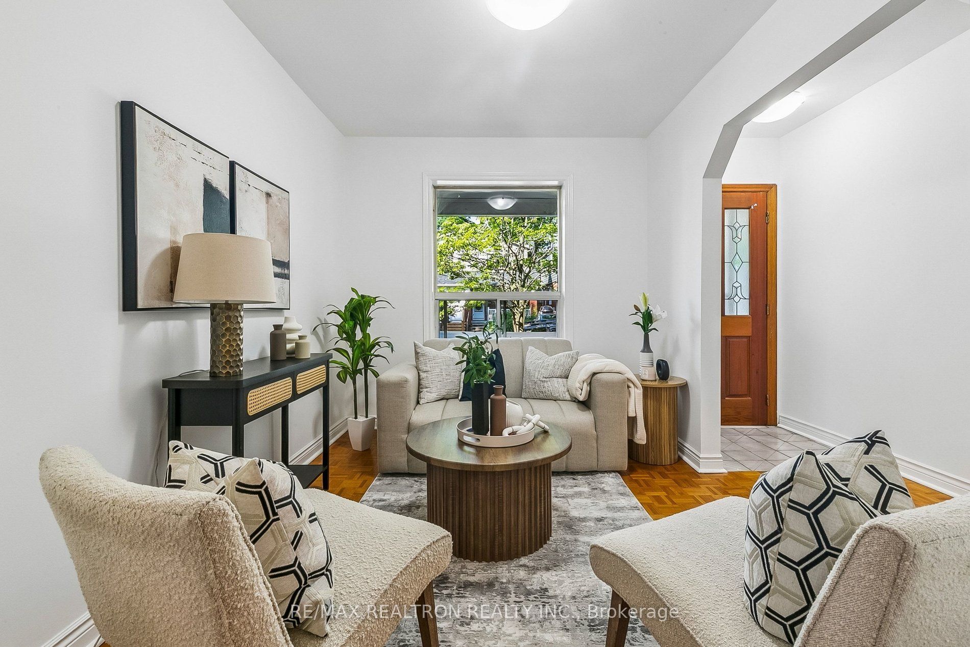 79 Glenmount Park Road Road, Toronto, ON M4E 2N1 photo 3