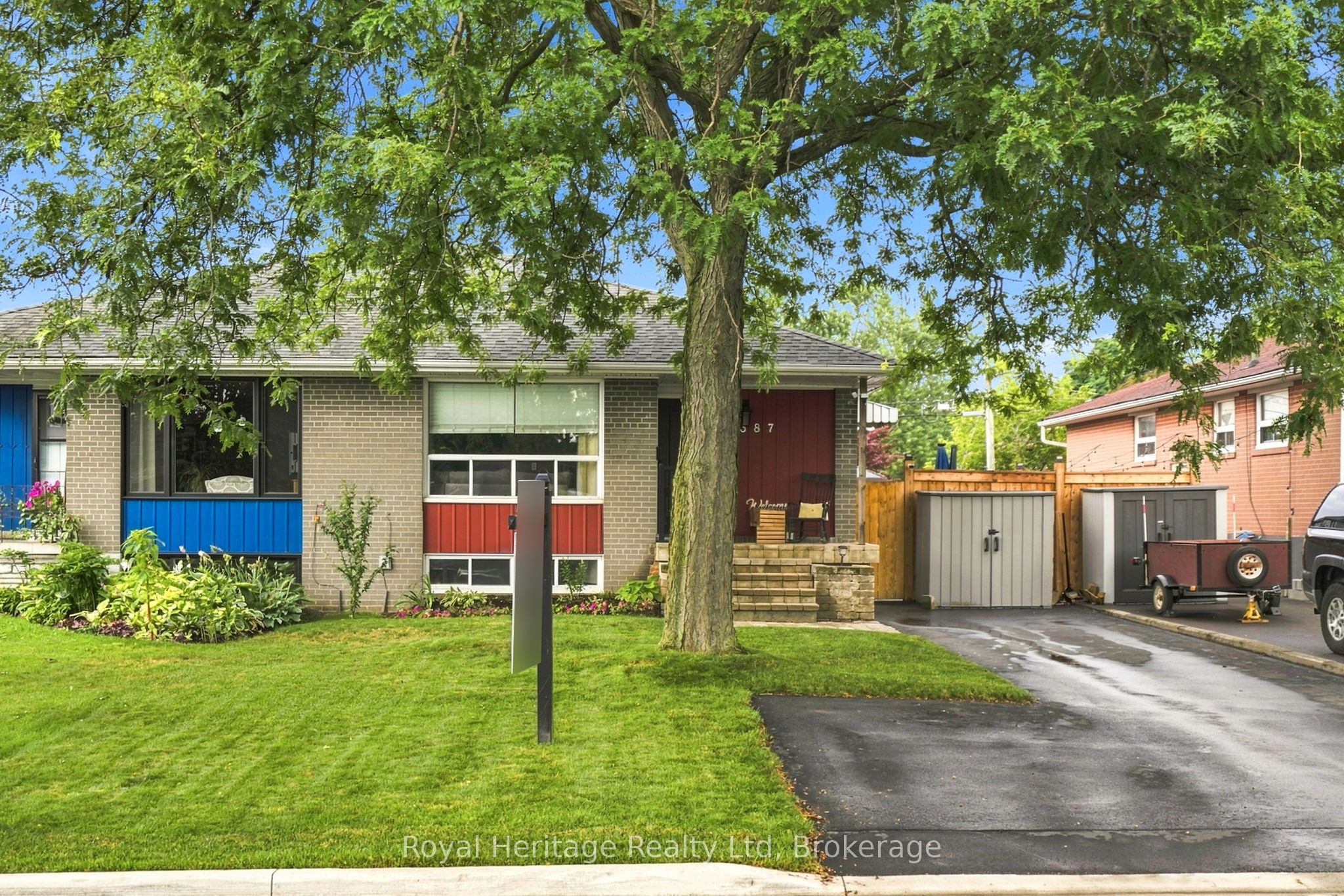 1387 Garvolin Avenue, Pickering, ON L1W 1J7 photo 4