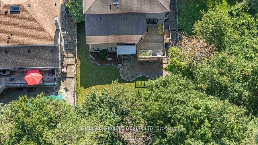 987 Copperfield Drive, Oshawa, ON L1K 2E9 photo 3