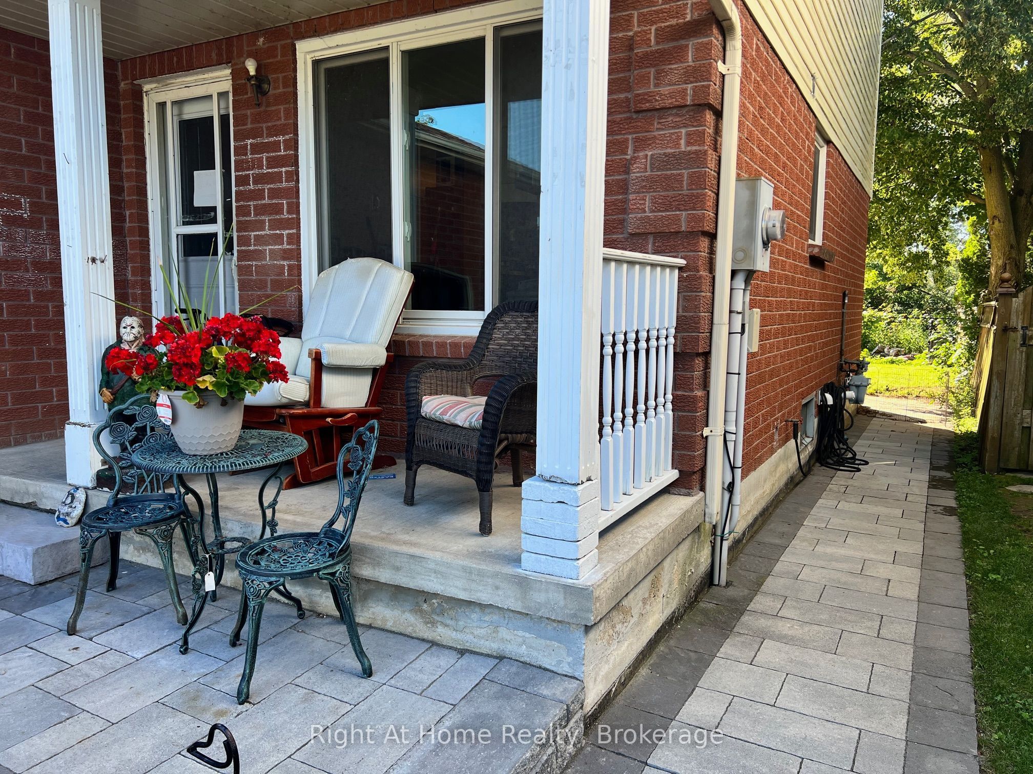 26 Moyse Drive, Clarington, ON L1E 2V4 photo 2