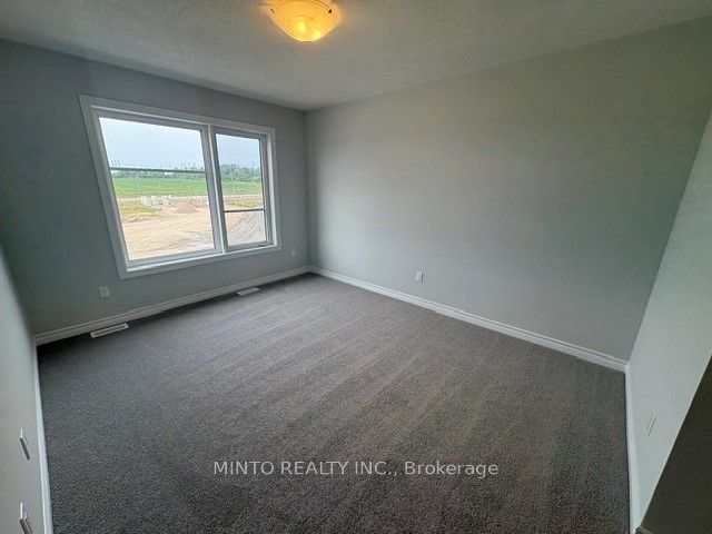 1202 Greentree Path, Oshawa, ON L1L 0X1 photo 5