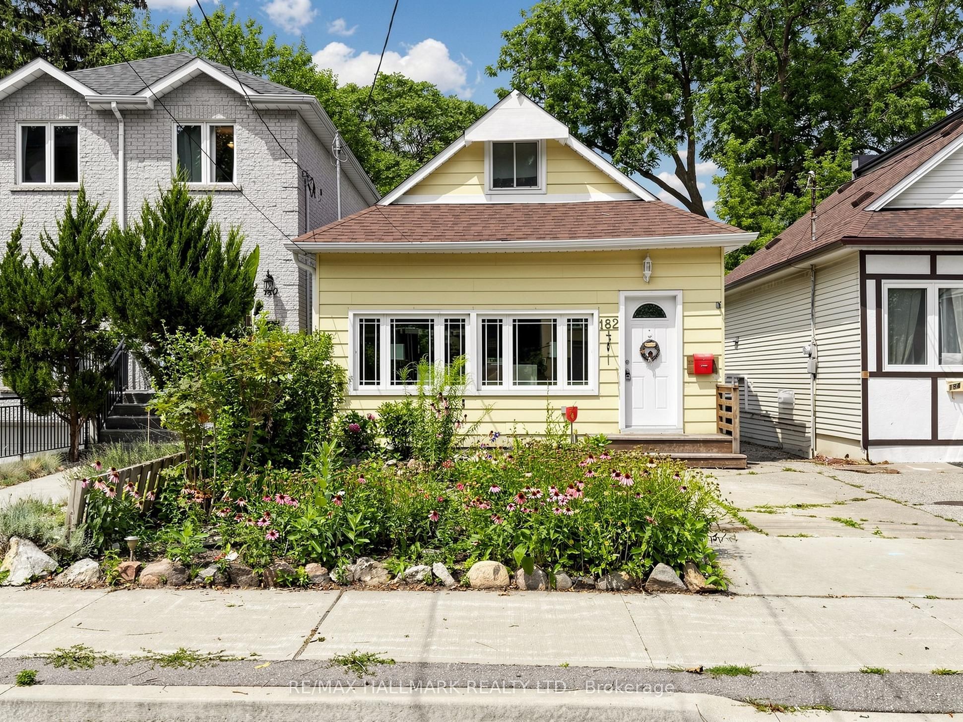 182 Holborne Avenue, Toronto, ON M4C 2R8